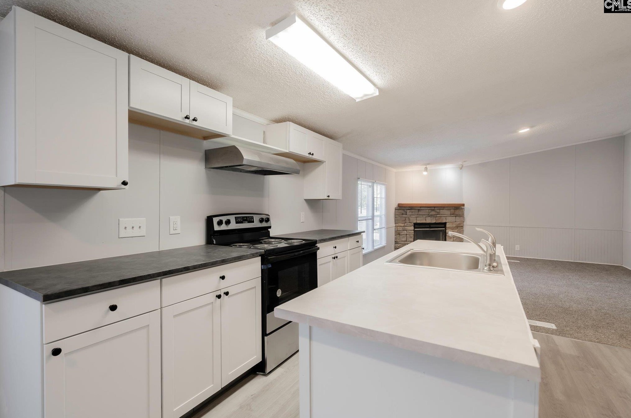 202 Heron Dr, Columbia SC  29203-9385 exterior