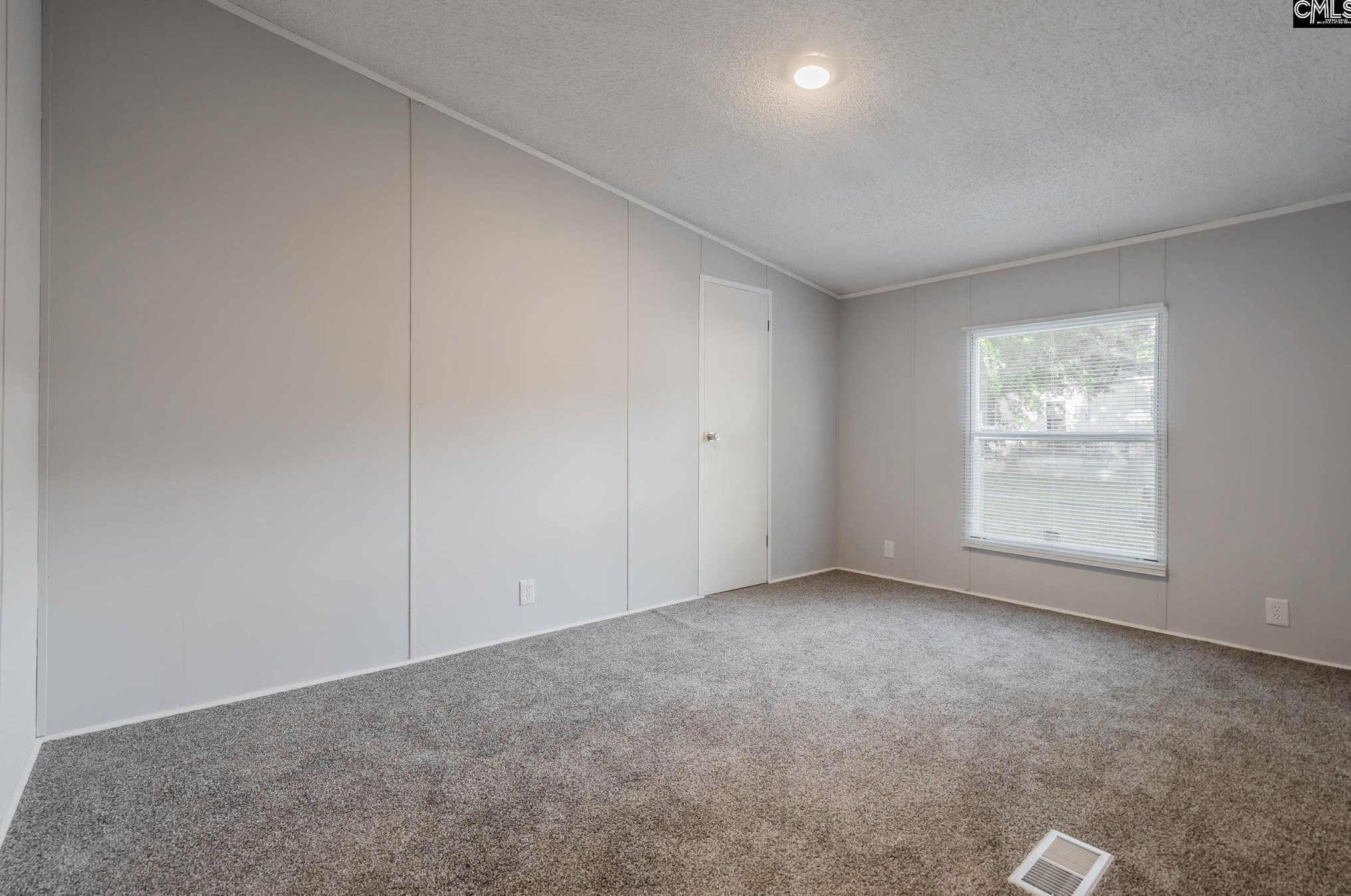 202 Heron Dr, Columbia SC  29203-9385 exterior