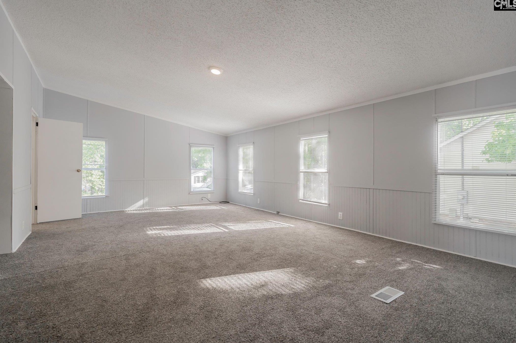 202 Heron Dr, Columbia SC  29203-9385 exterior