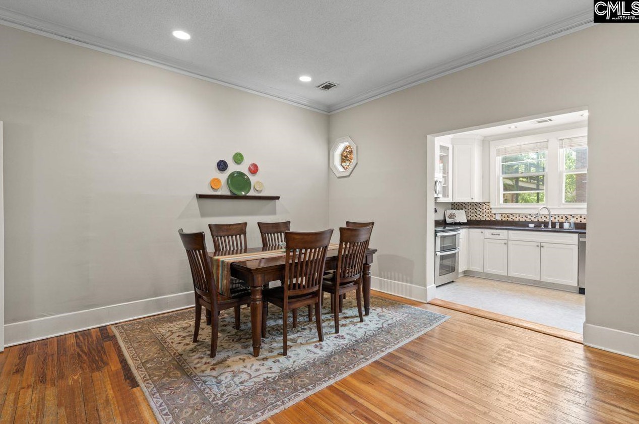 412 Maple St, Columbia SC  29205-0038 exterior