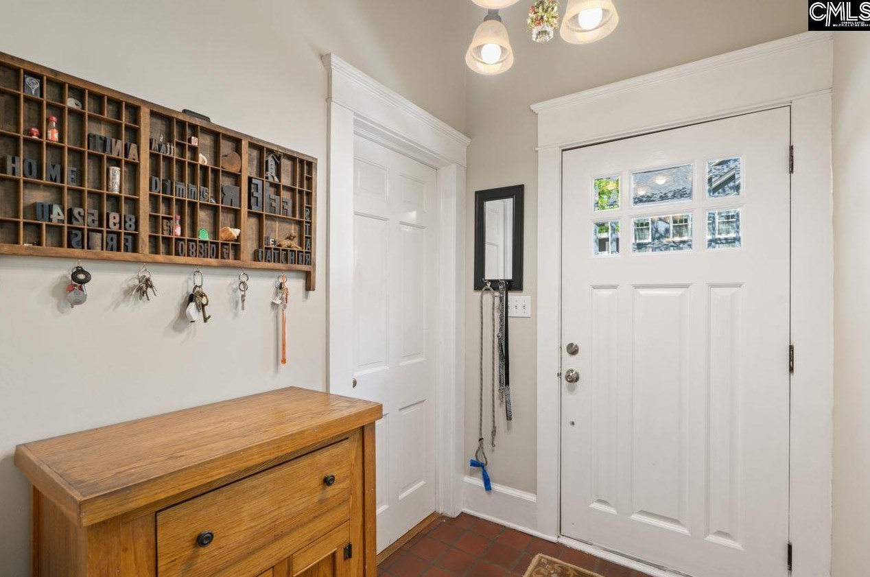 412 Maple St, Columbia SC  29205-0038 exterior