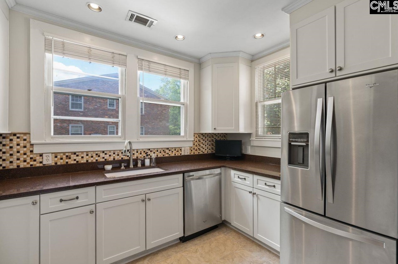 412 Maple St, Columbia SC  29205-0038 exterior