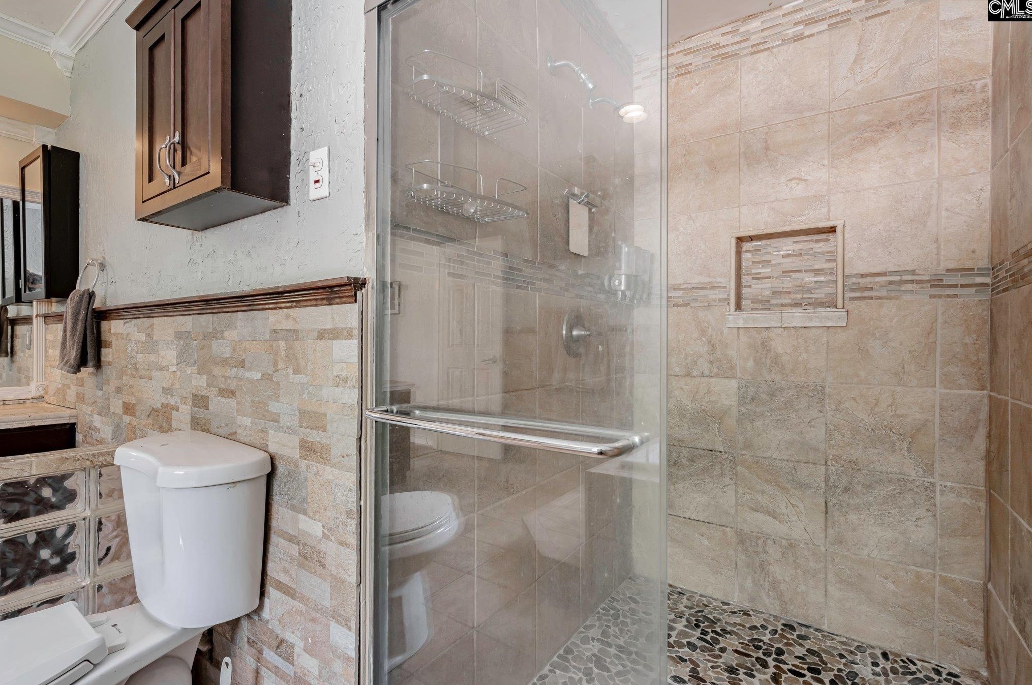 57 Downing St, Columbia SC 29209-1103 exterior