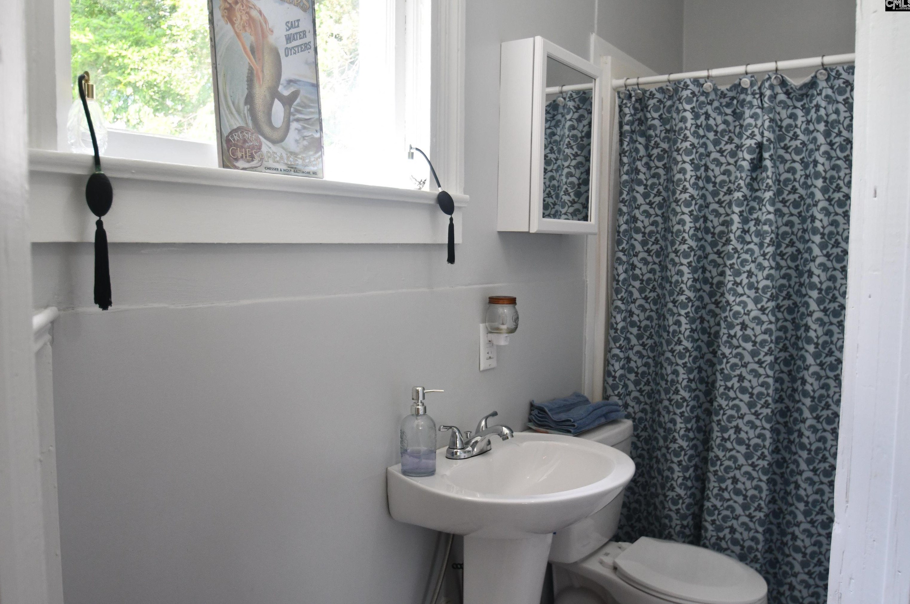 2019 Nance St, Newberry SC 29108-4241 exterior