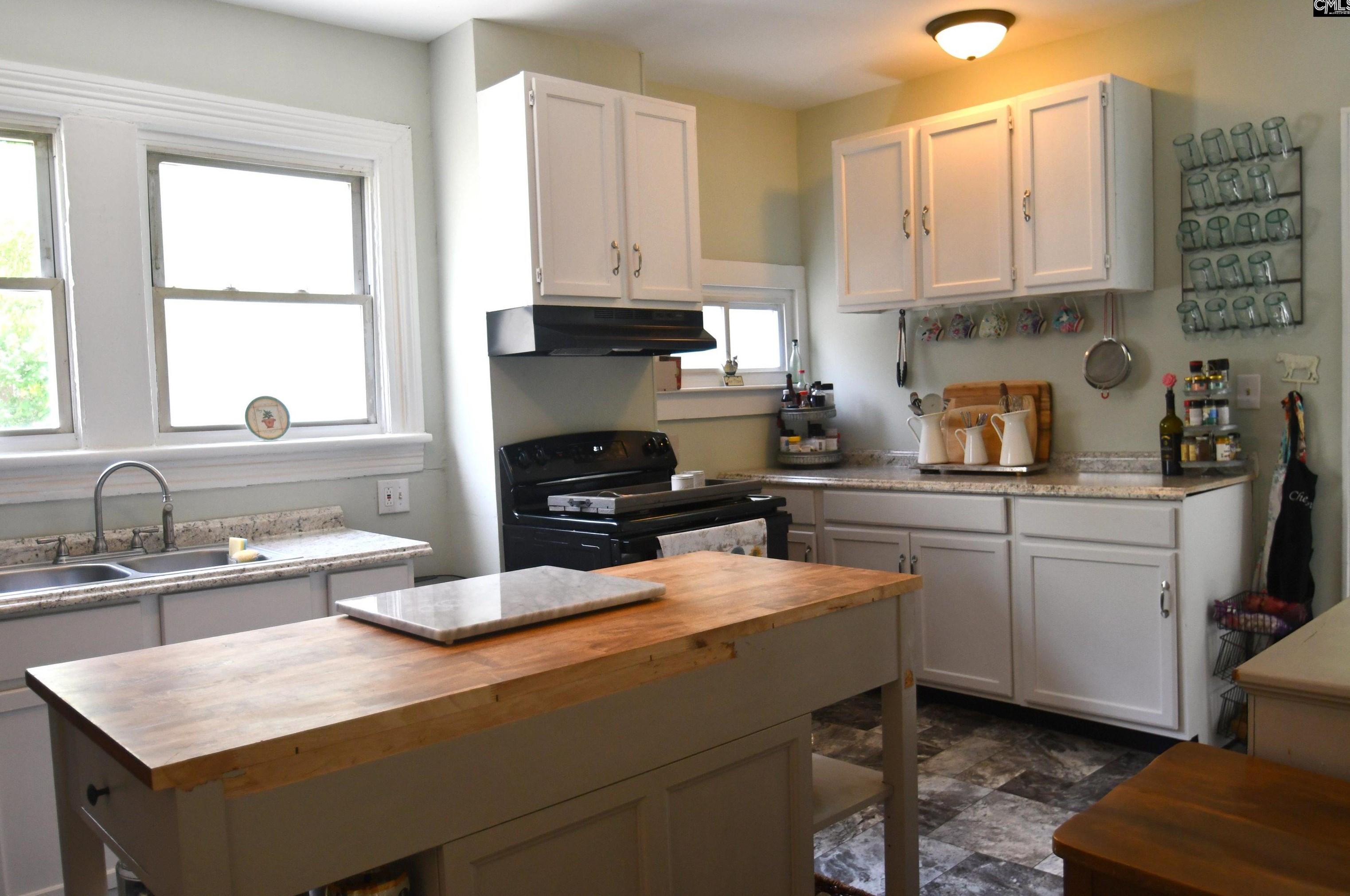 2019 Nance St, Newberry SC 29108-4241 exterior