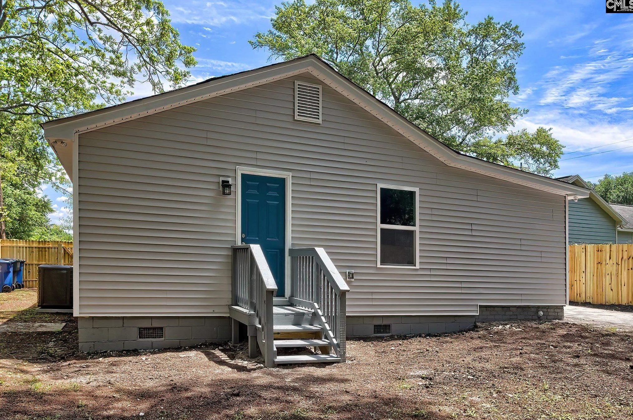 2303 Ervin St, Columbia SC  29204-2212 exterior