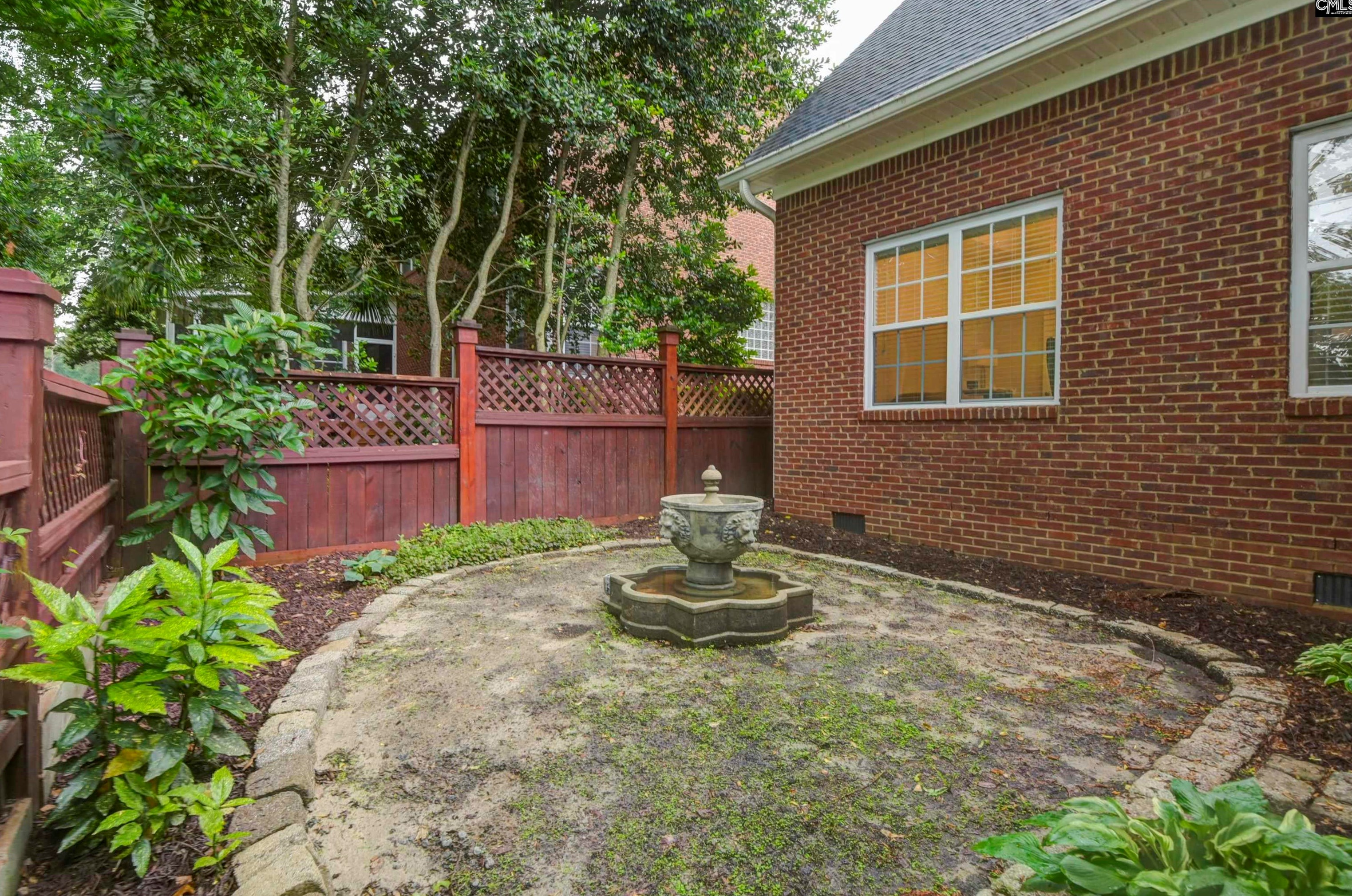 108 Riverhill Ct, Cayce-West Columbia SC  29033-4376 exterior