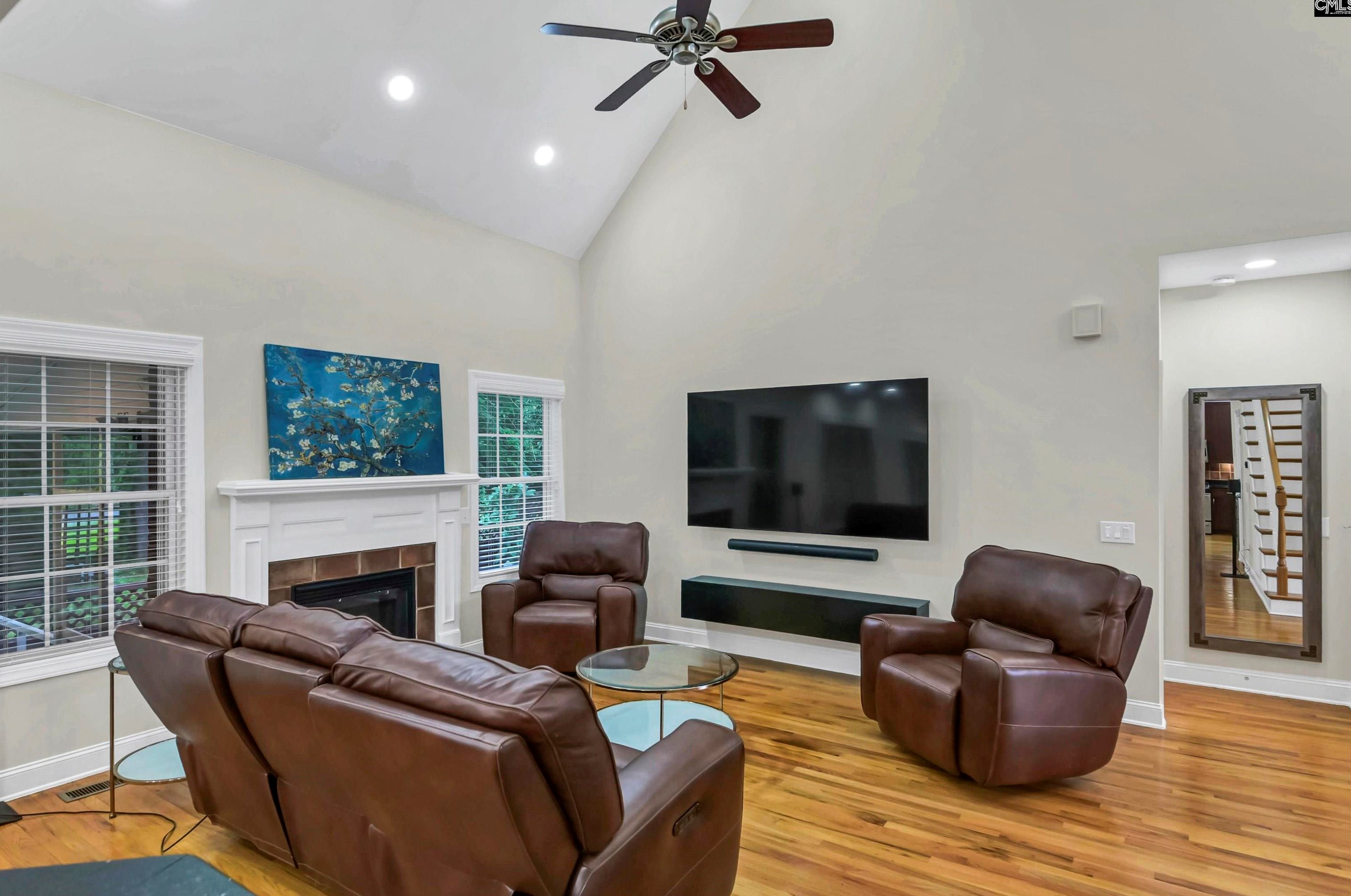 108 Riverhill Ct, Cayce-West Columbia SC  29033-4376 exterior
