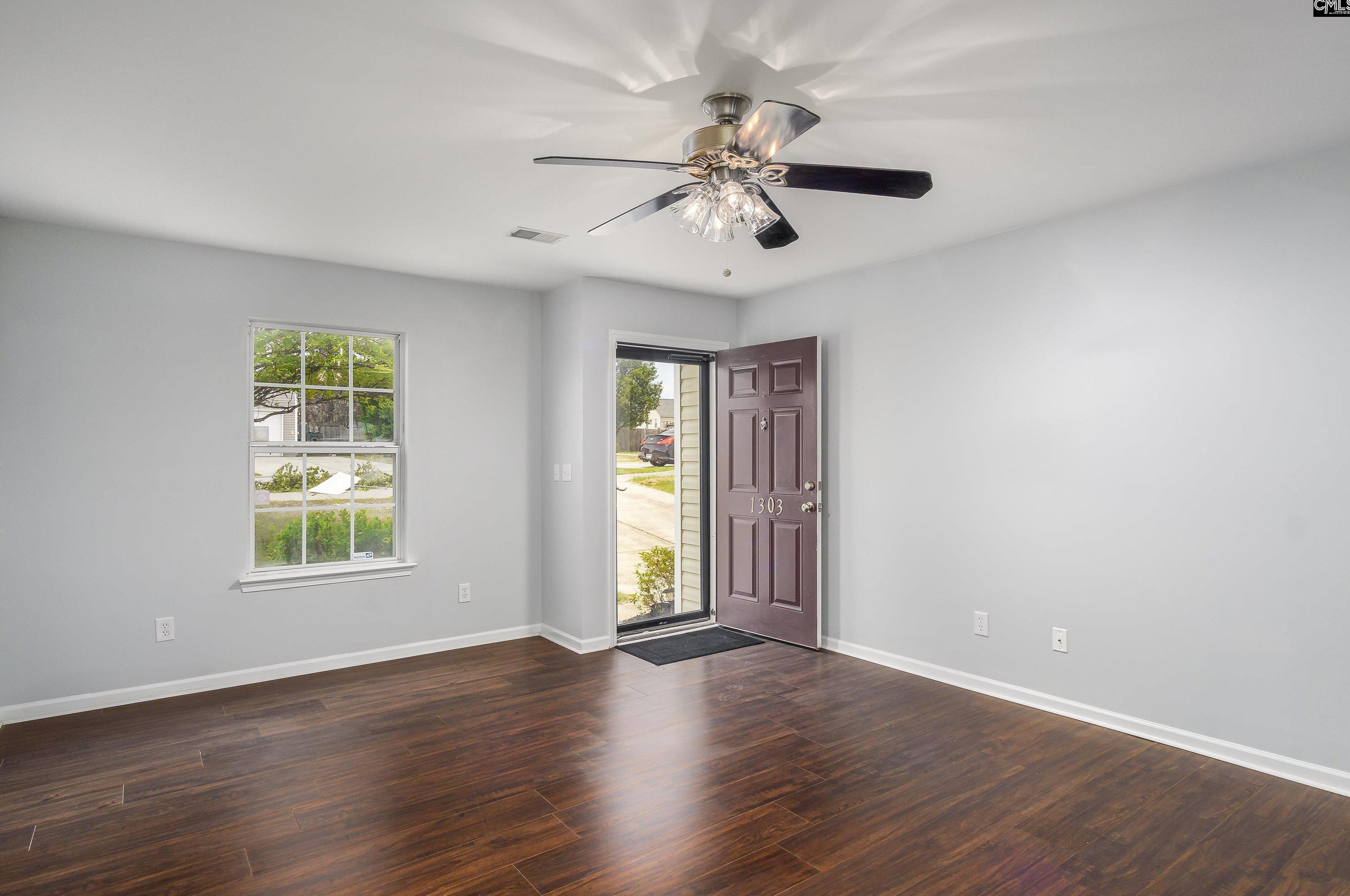 1303 Waverly Pl Dr, Columbia SC  29229-7147 exterior