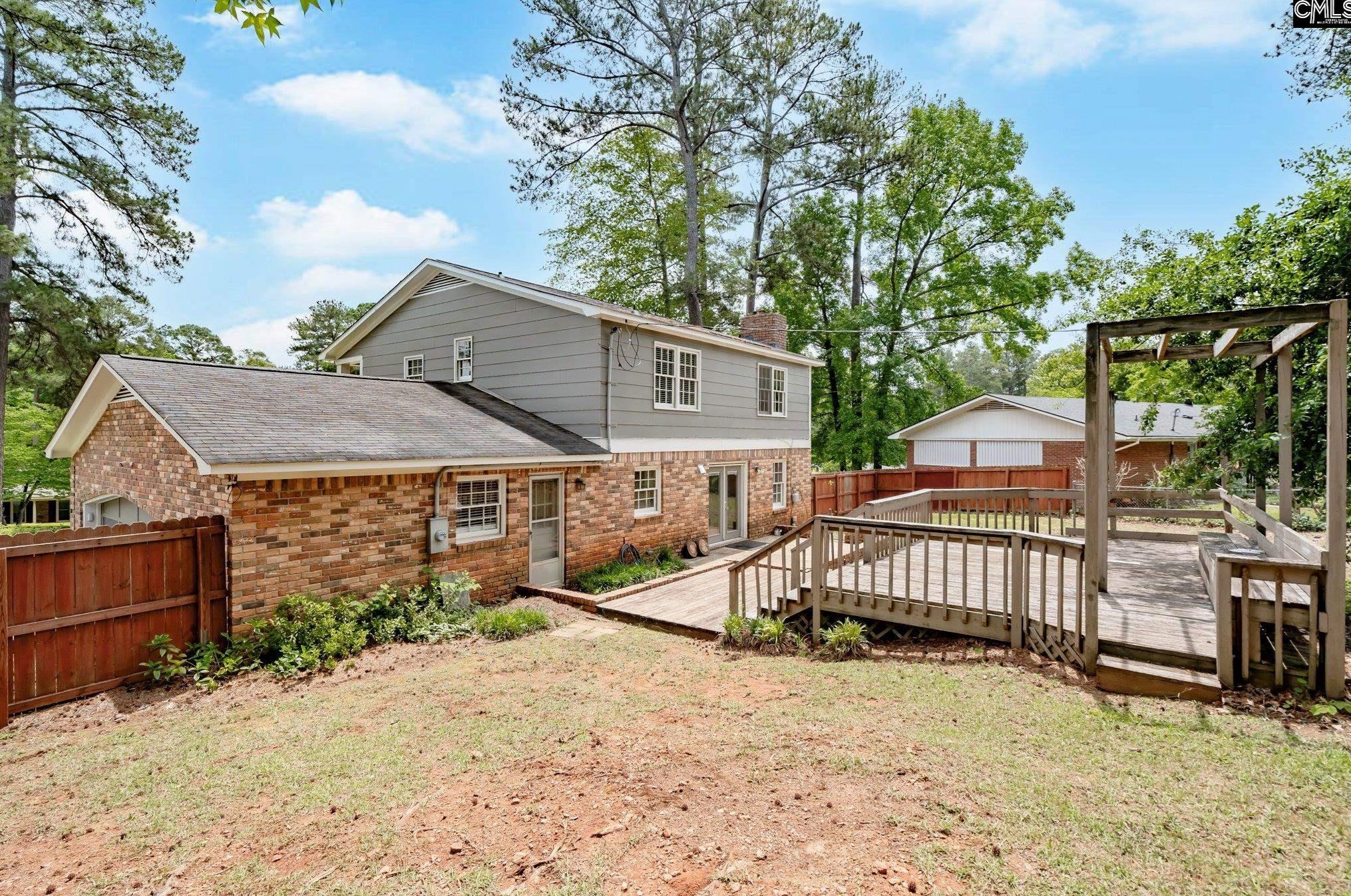 333 Lewisham Rd, Columbia SC  29210-3711 exterior