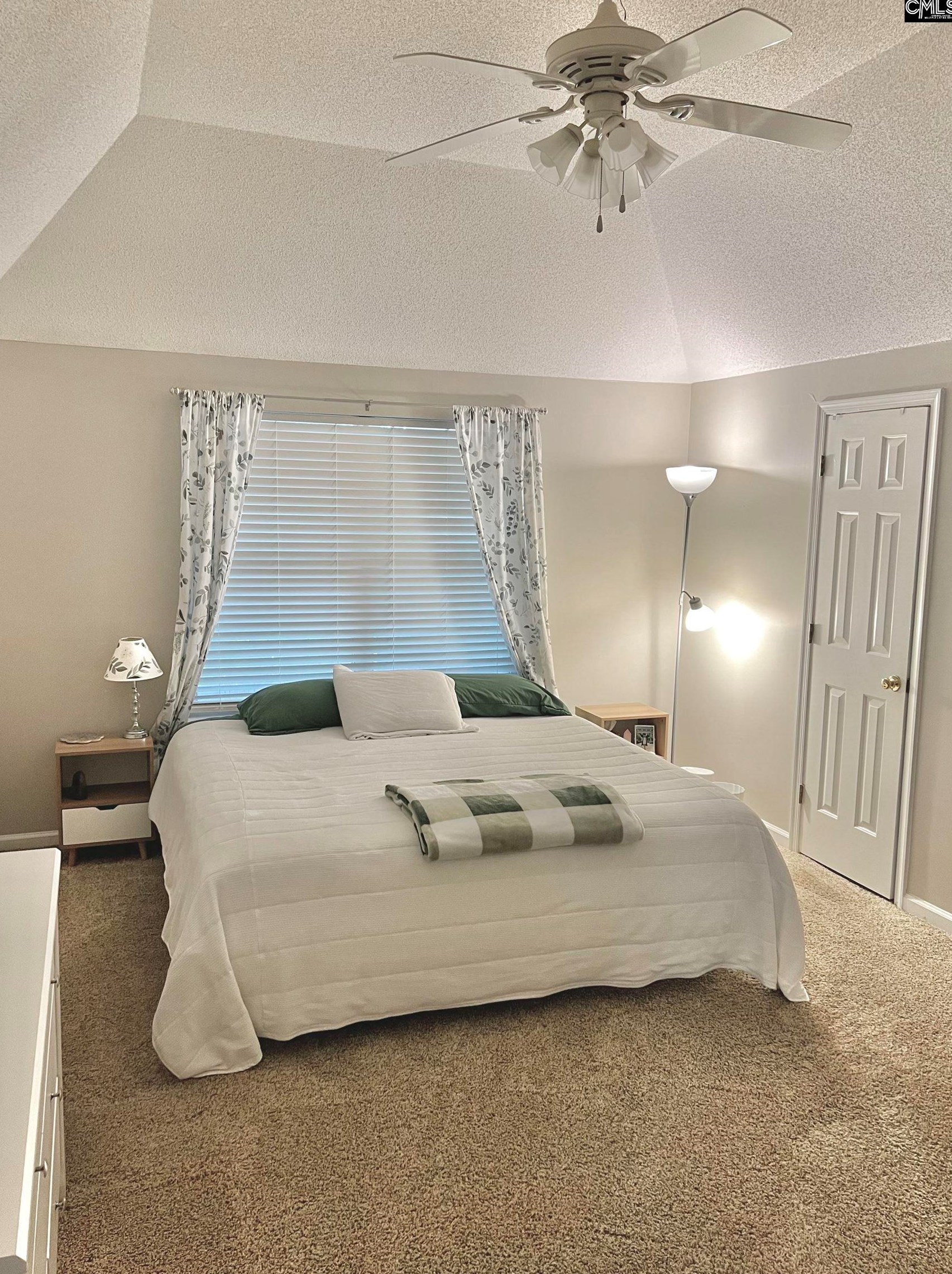 160 Chippenham Cir, Columbia SC 29210-3843 exterior