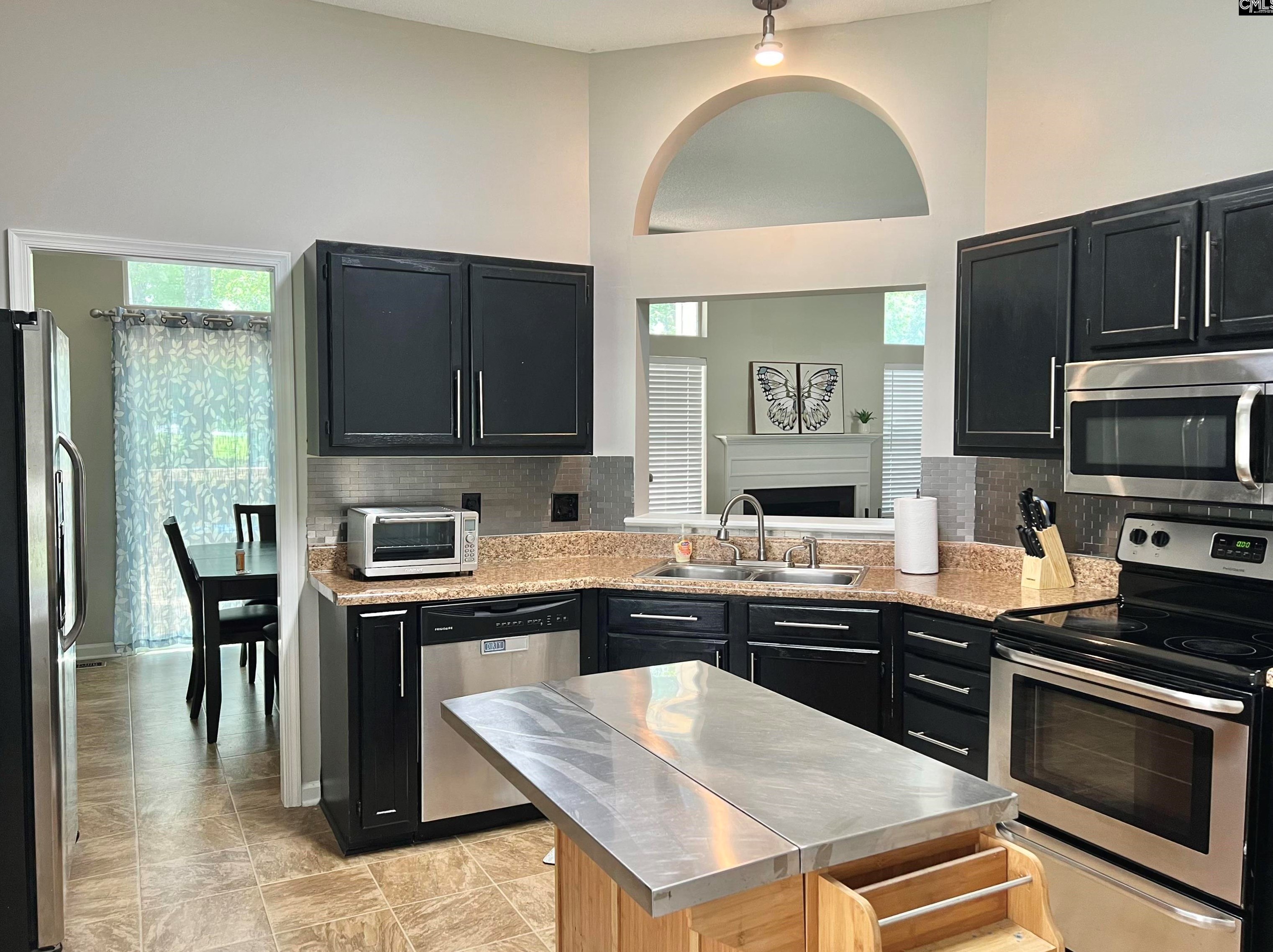 160 Chippenham Cir, Columbia SC 29210-3843 exterior