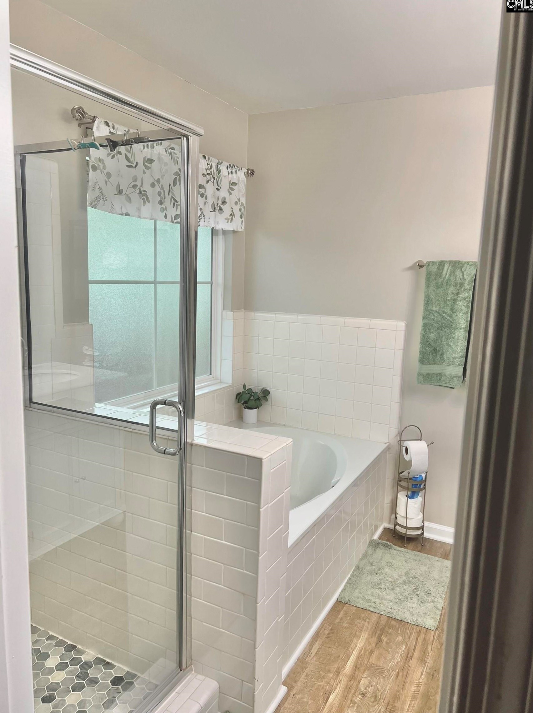 160 Chippenham Cir, Columbia SC 29210-3843 exterior