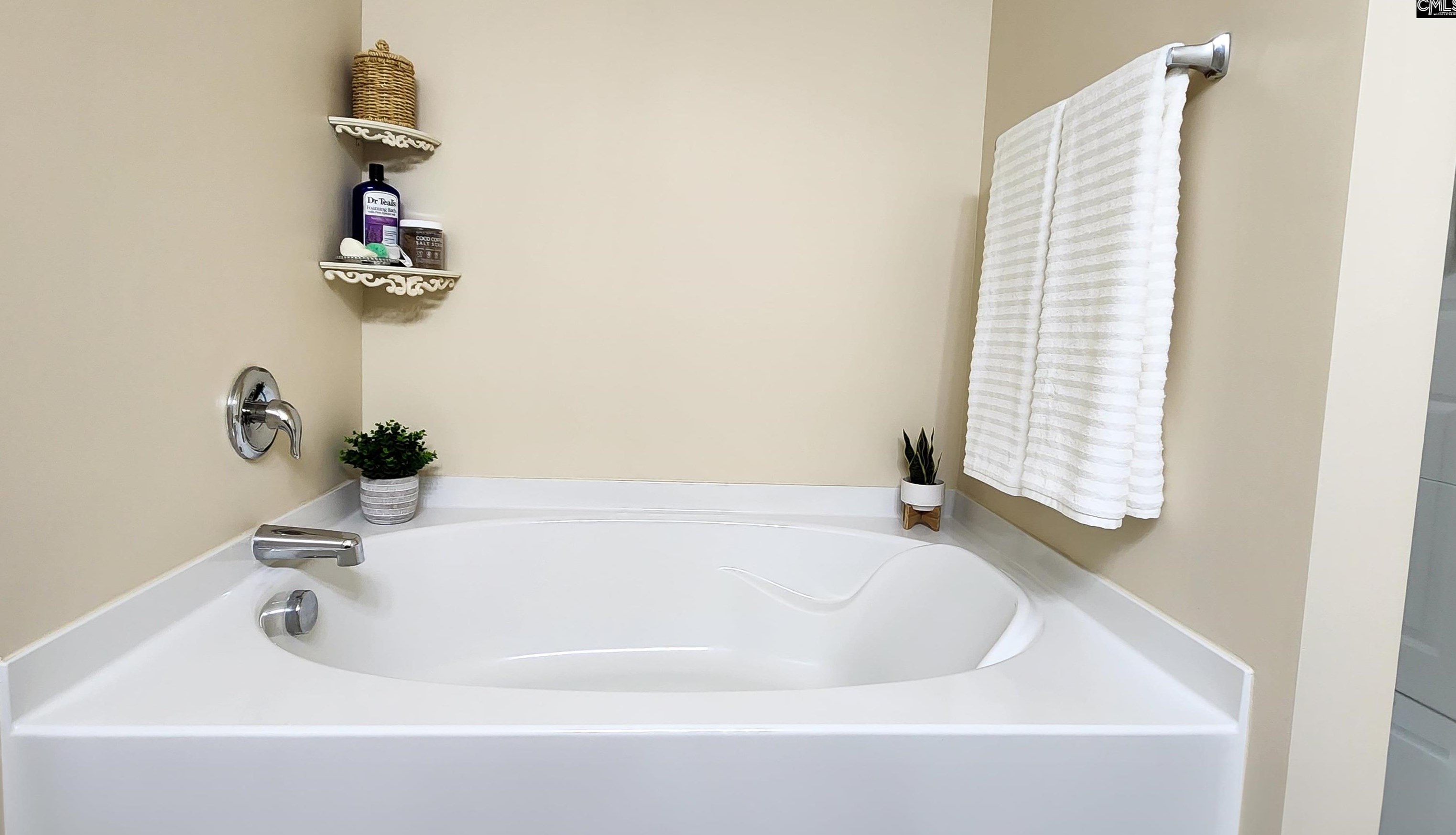 502 Eagles Rest Dr, Lake Murray SC 29036-6114 exterior