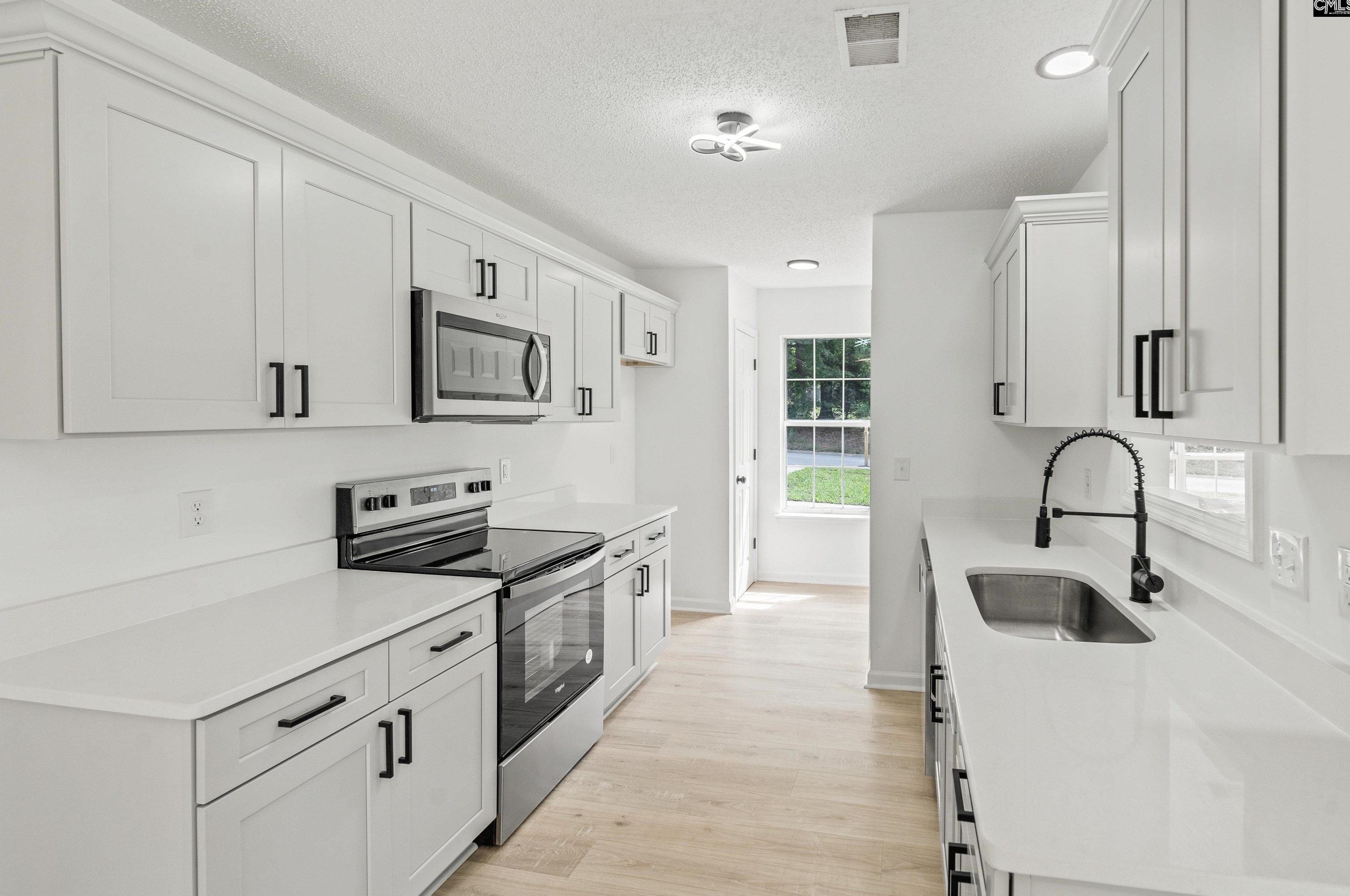 326 Frst Grv Ln, Columbia SC  exterior