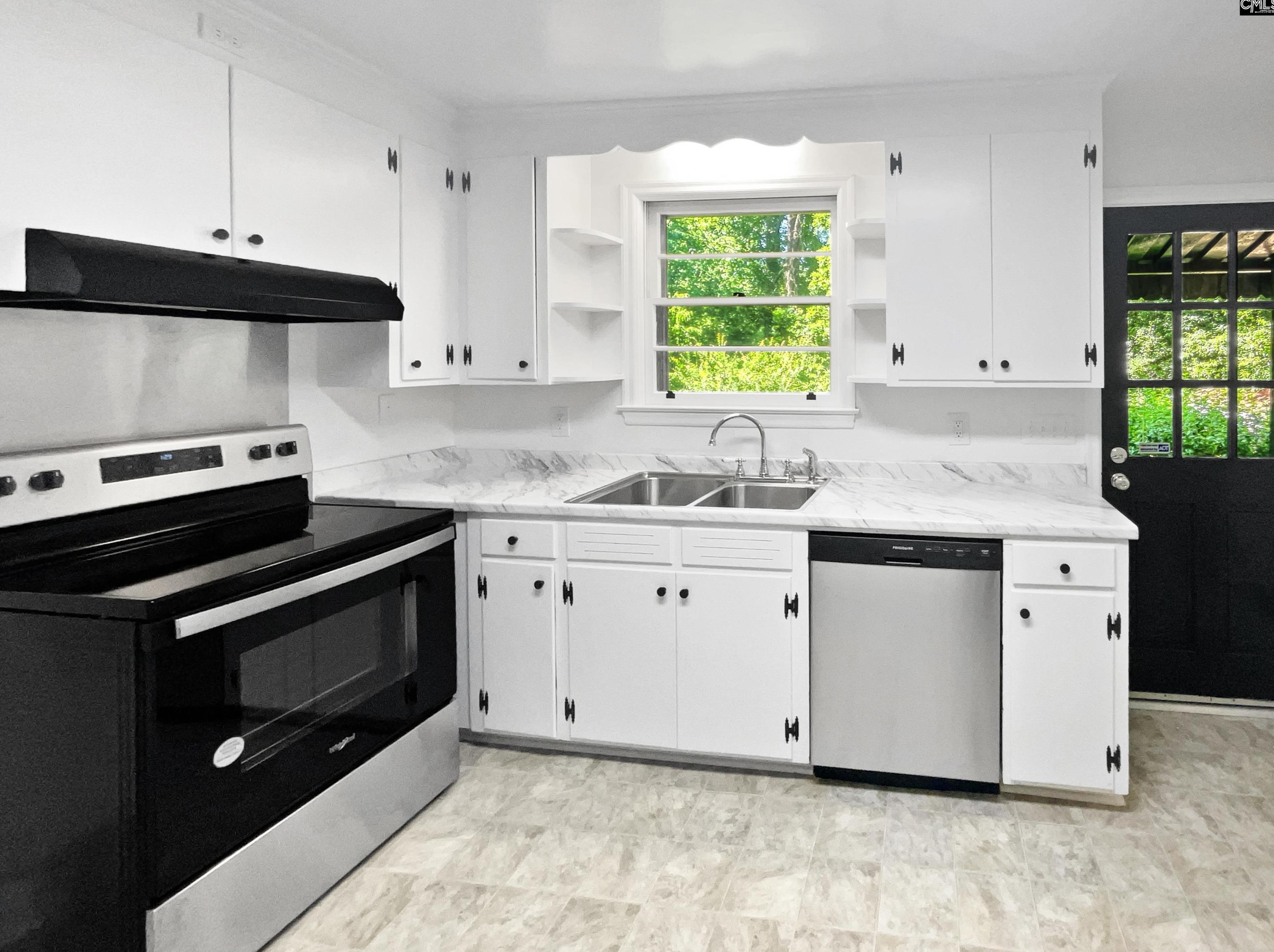 4122 Pinehaven Ct, Columbia SC 29205-4927 exterior