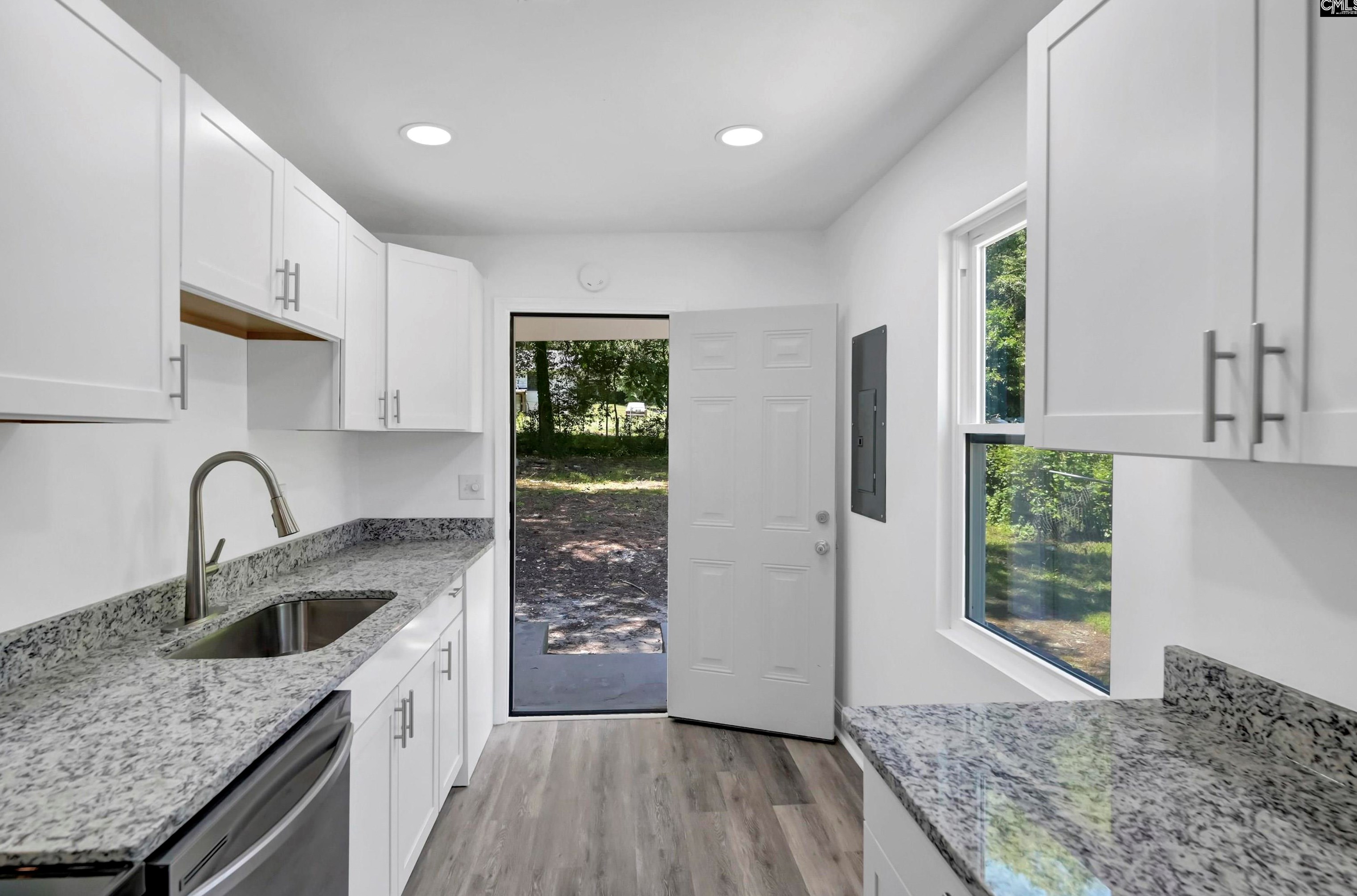 304 Isaac St, Columbia SC 29203-5023 exterior