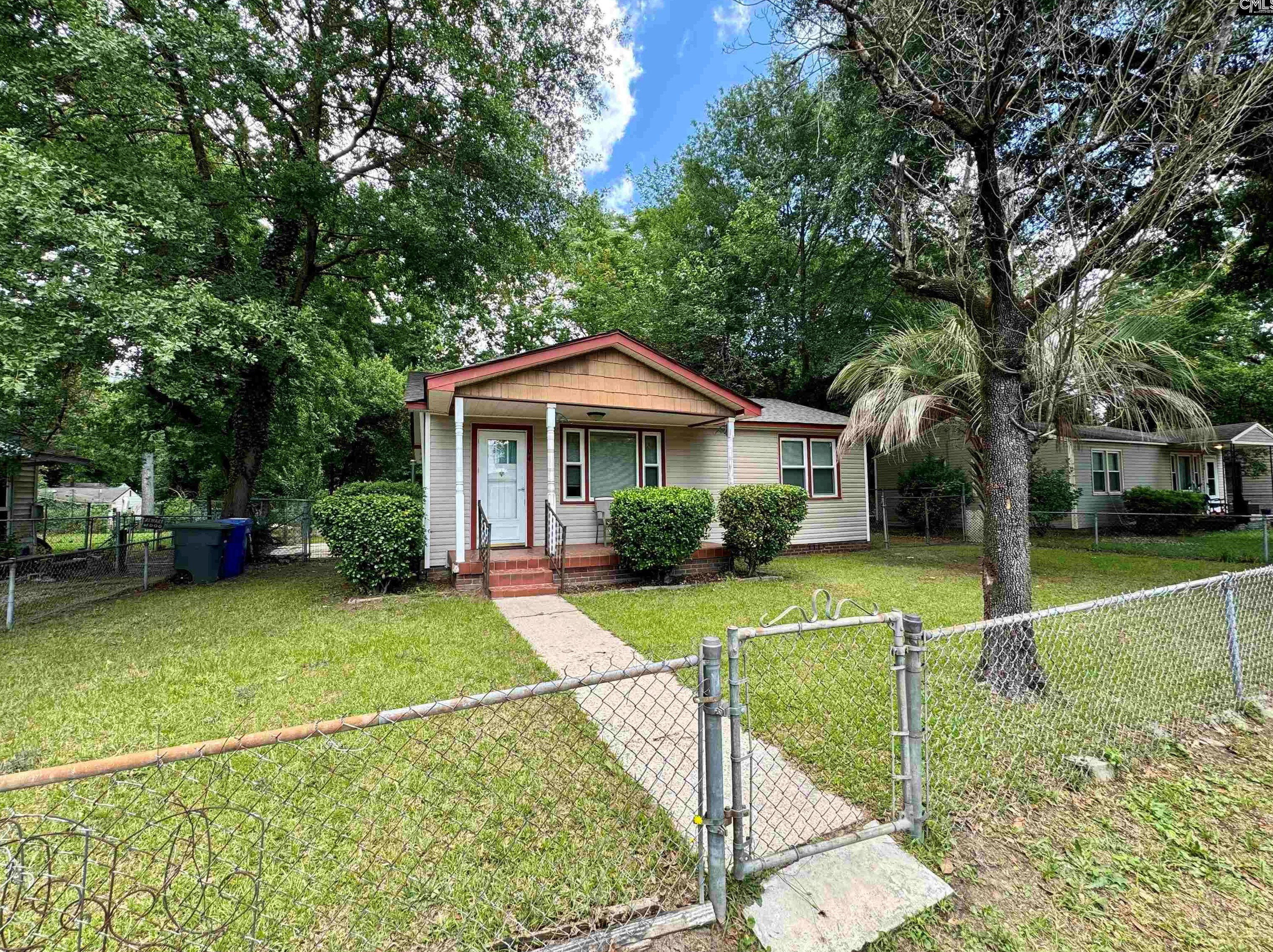 104 Rose Dr, Columbia SC 29205-4536 exterior