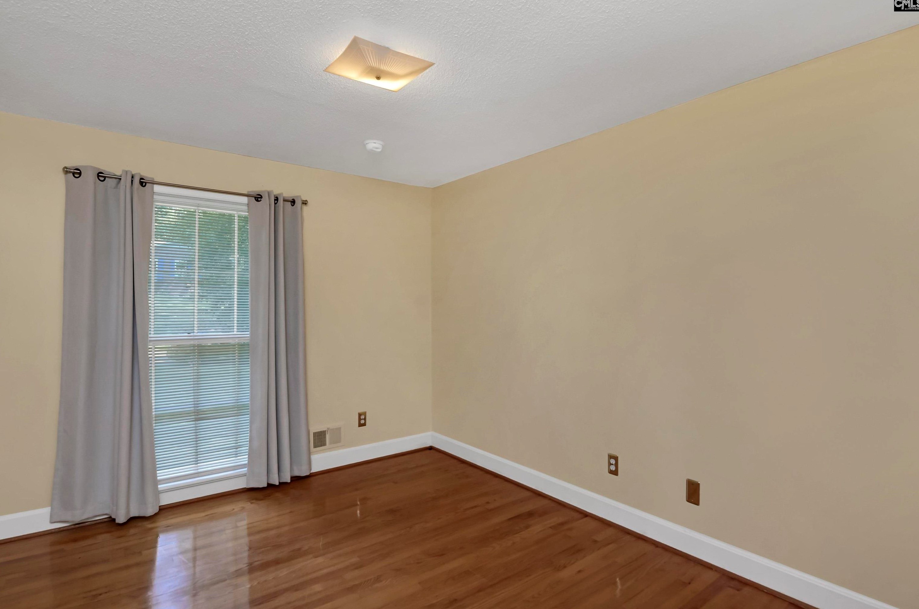 301 Leton Dr, Columbia SC 29210-4215 exterior