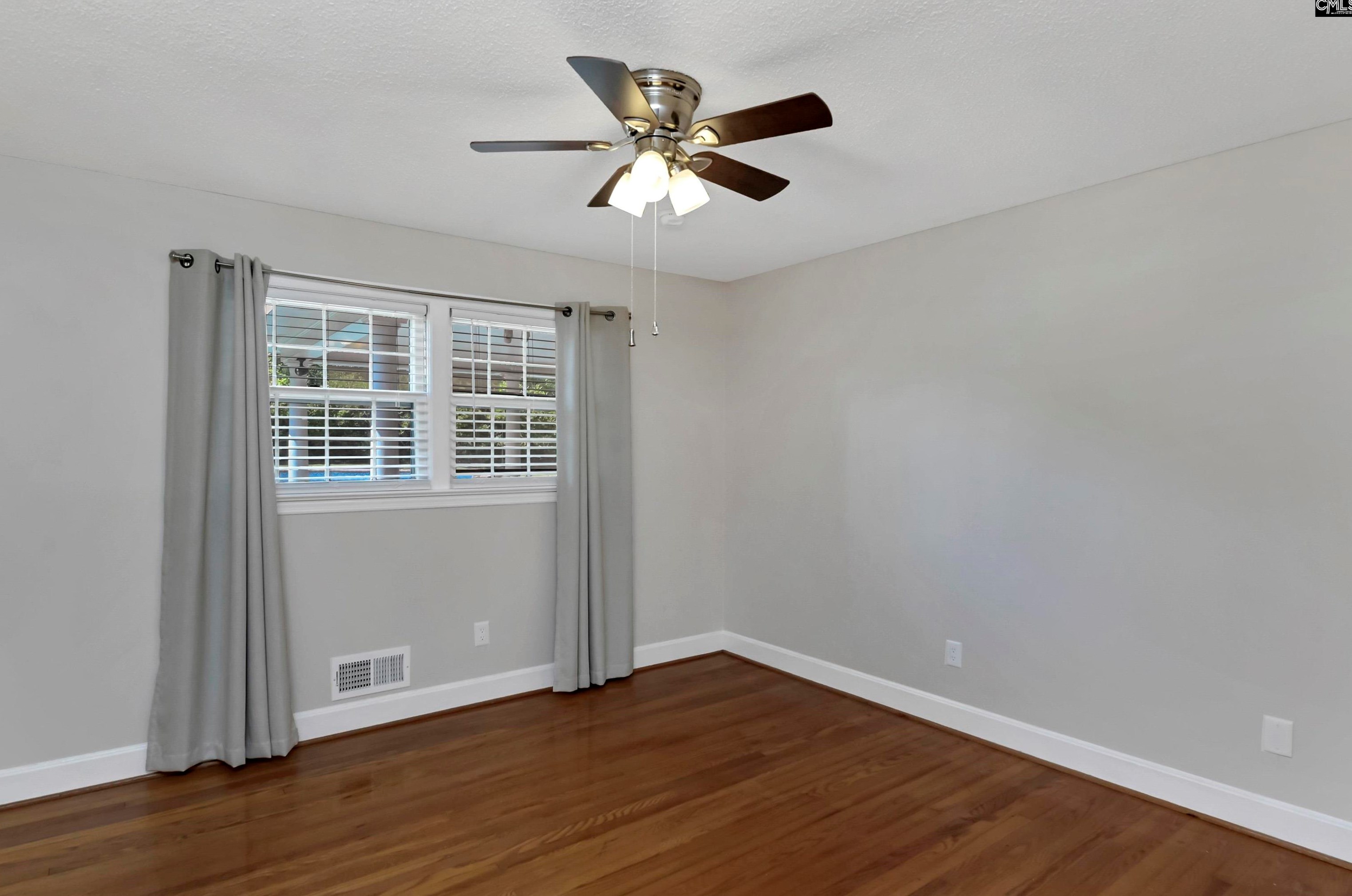 301 Leton Dr, Columbia SC 29210-4215 exterior