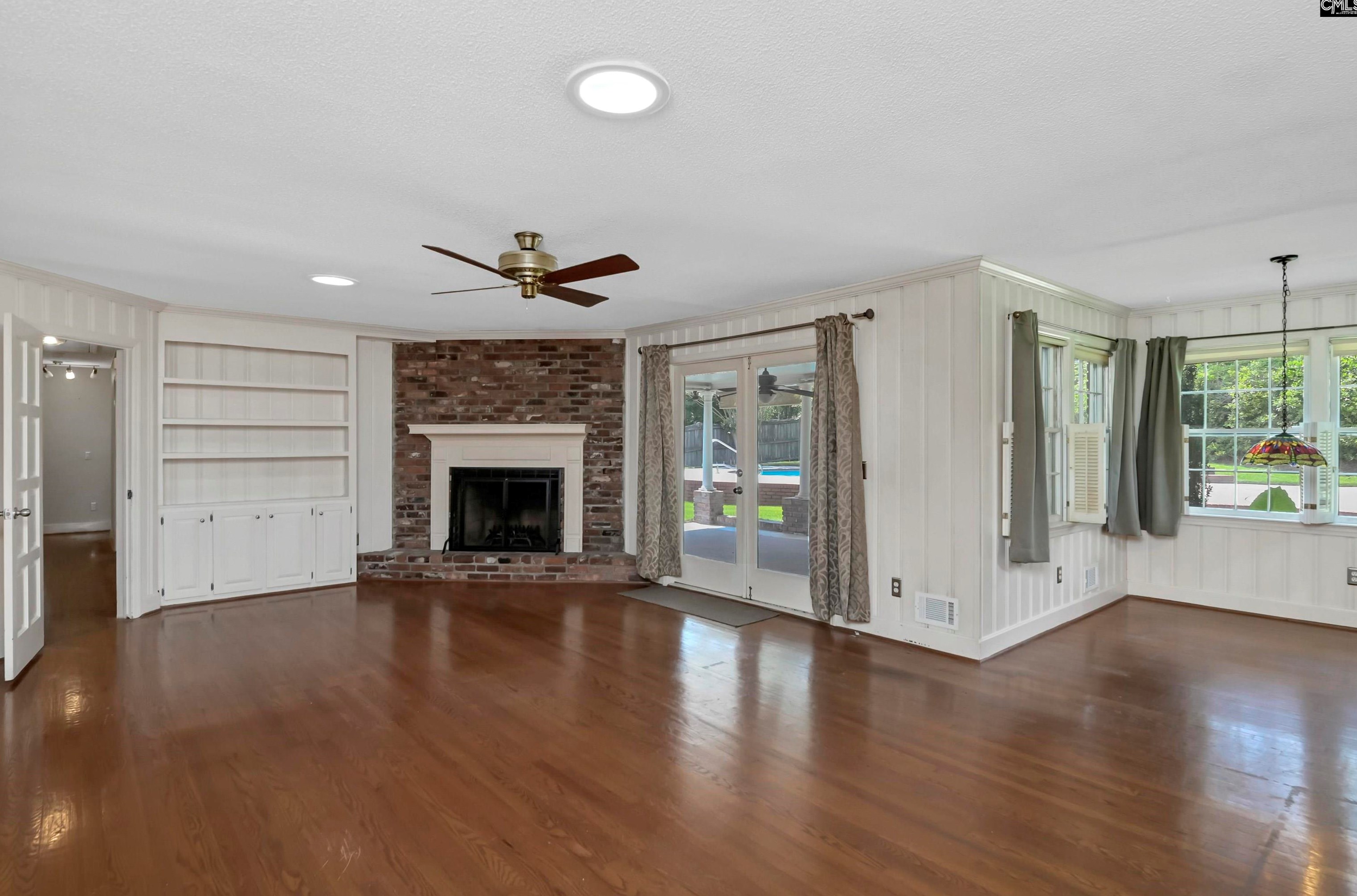 301 Leton Dr, Columbia SC 29210-4215 exterior