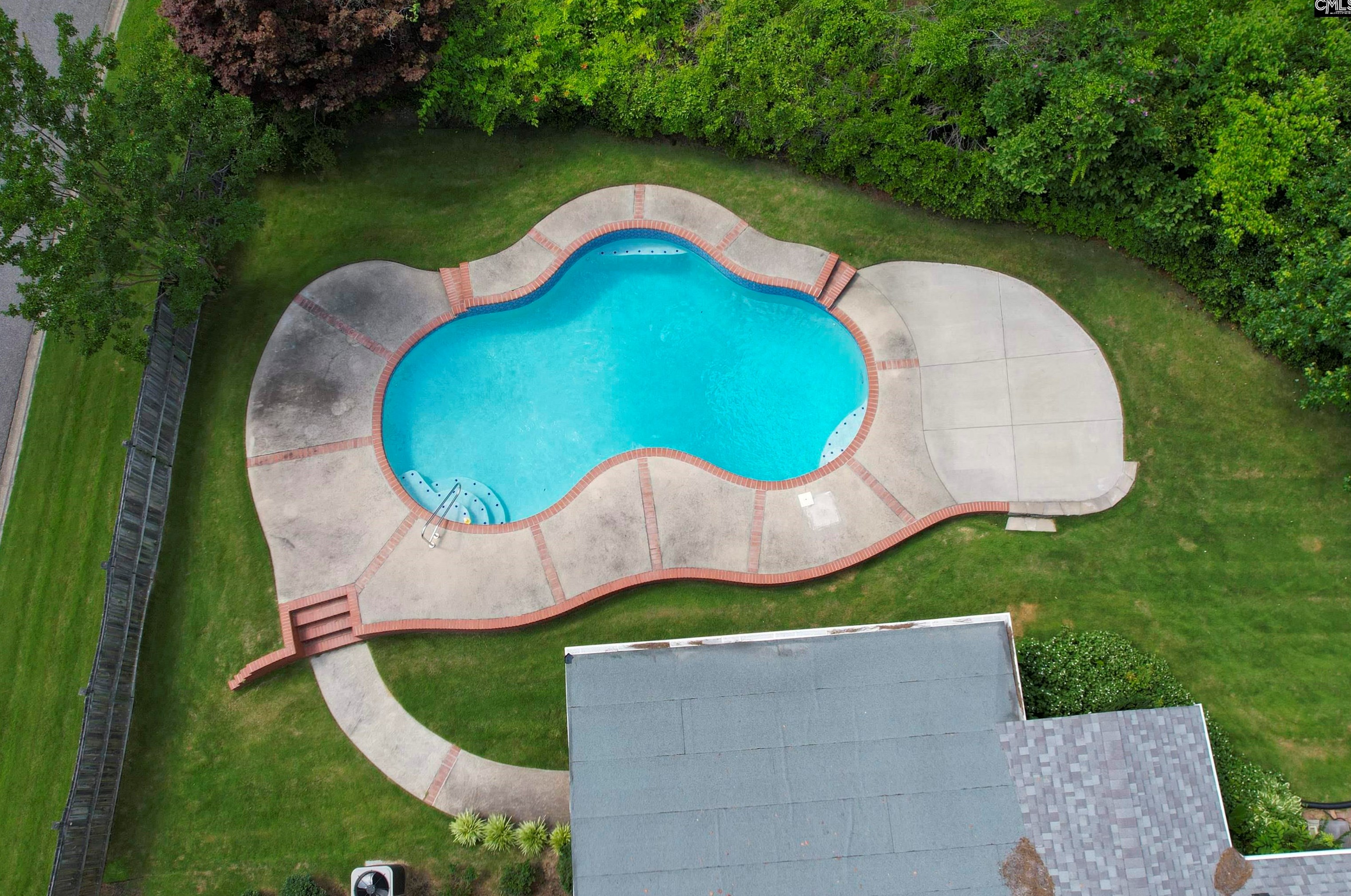 301 Leton Dr, Columbia SC 29210-4215 exterior