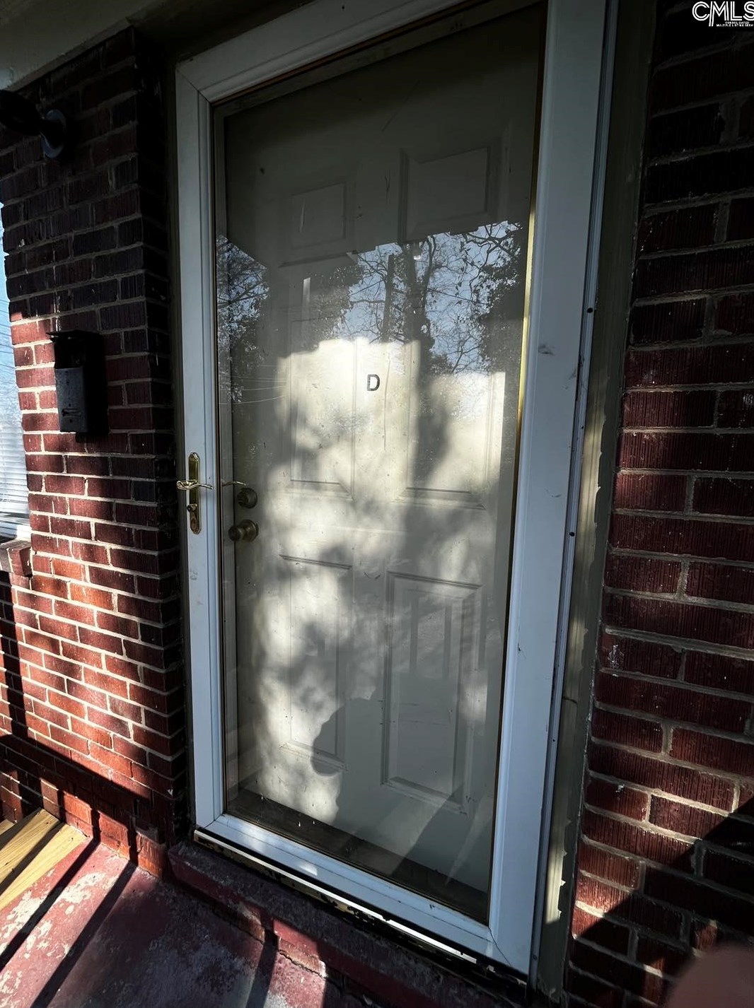 2413 Laurel St, Columbia SC 29201-2623 exterior