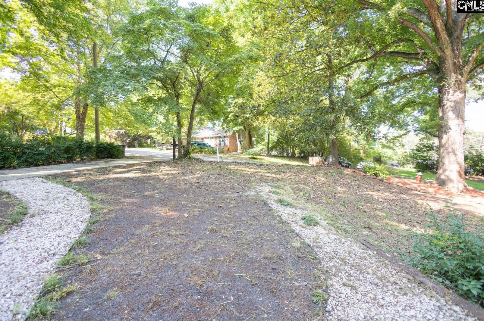 1916 Berkshire Dr, Columbia SC 29210-6841 exterior