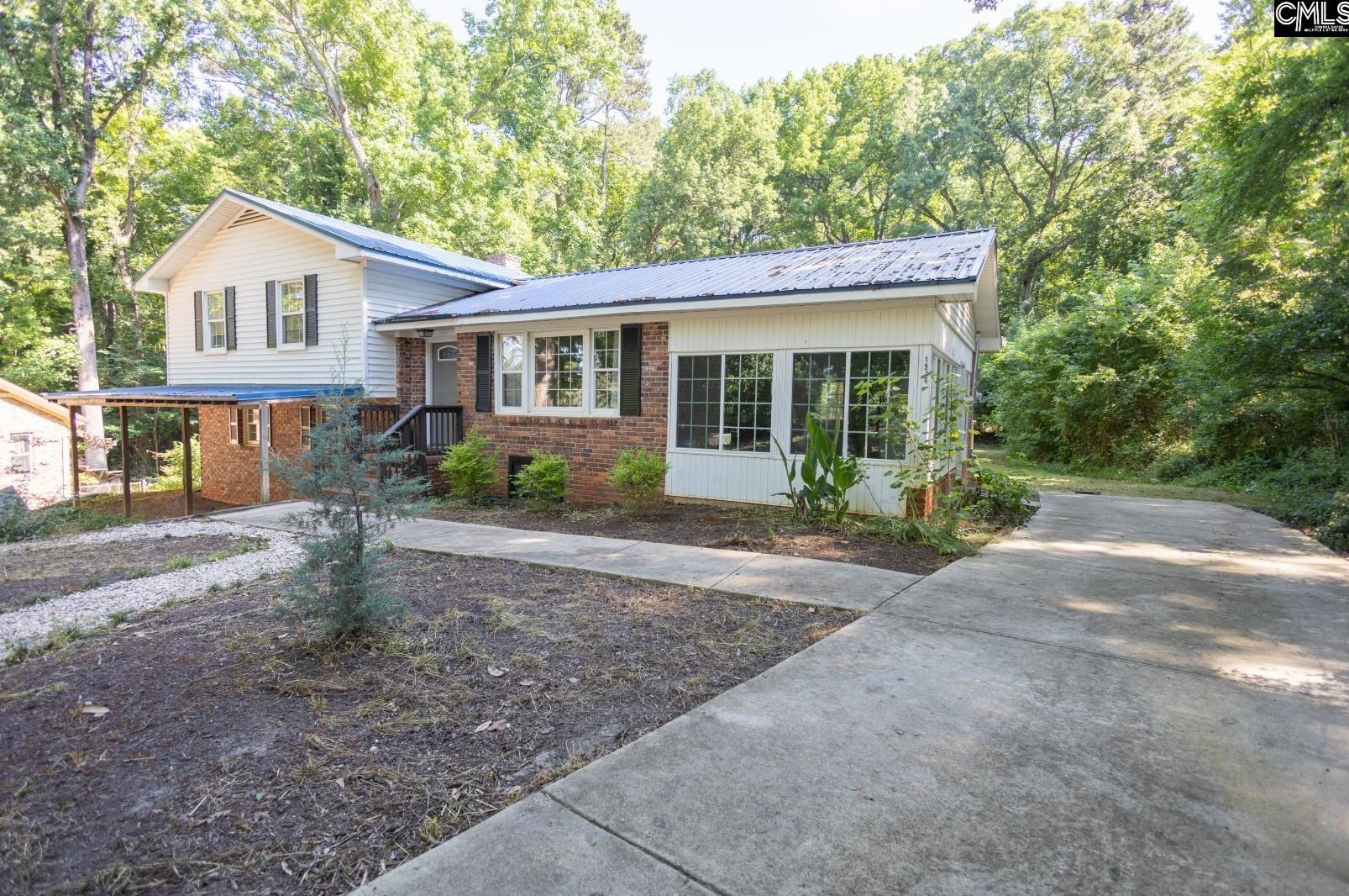 1916 Berkshire Dr, Columbia SC 29210-6841 exterior