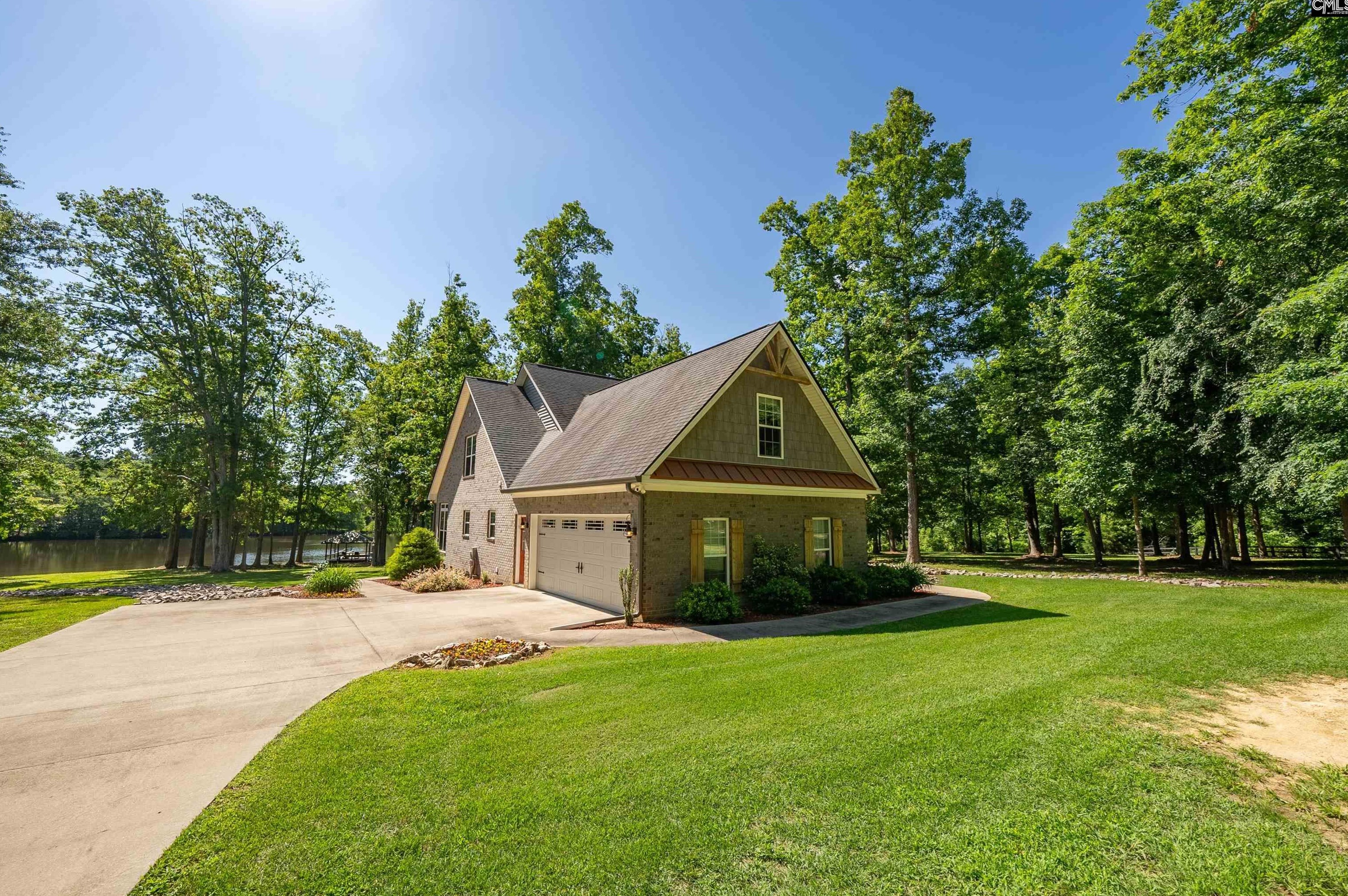 1706 Mt Willing Rd, Batesburg-Leesville SC  29006-8351 exterior