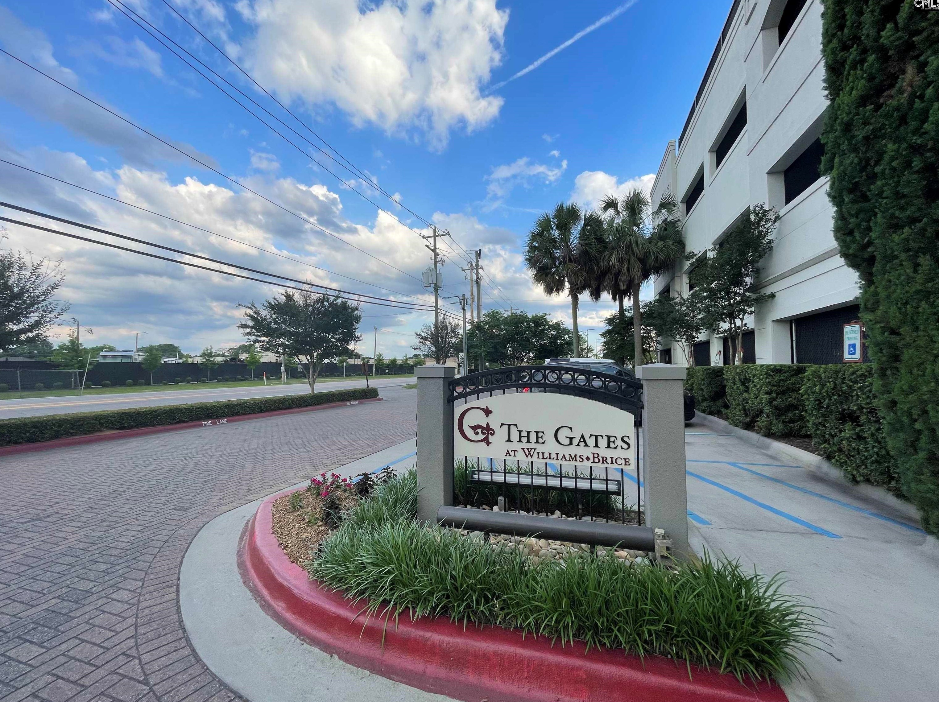 1085 Shop Rd, Columbia SC 29201-4769 exterior