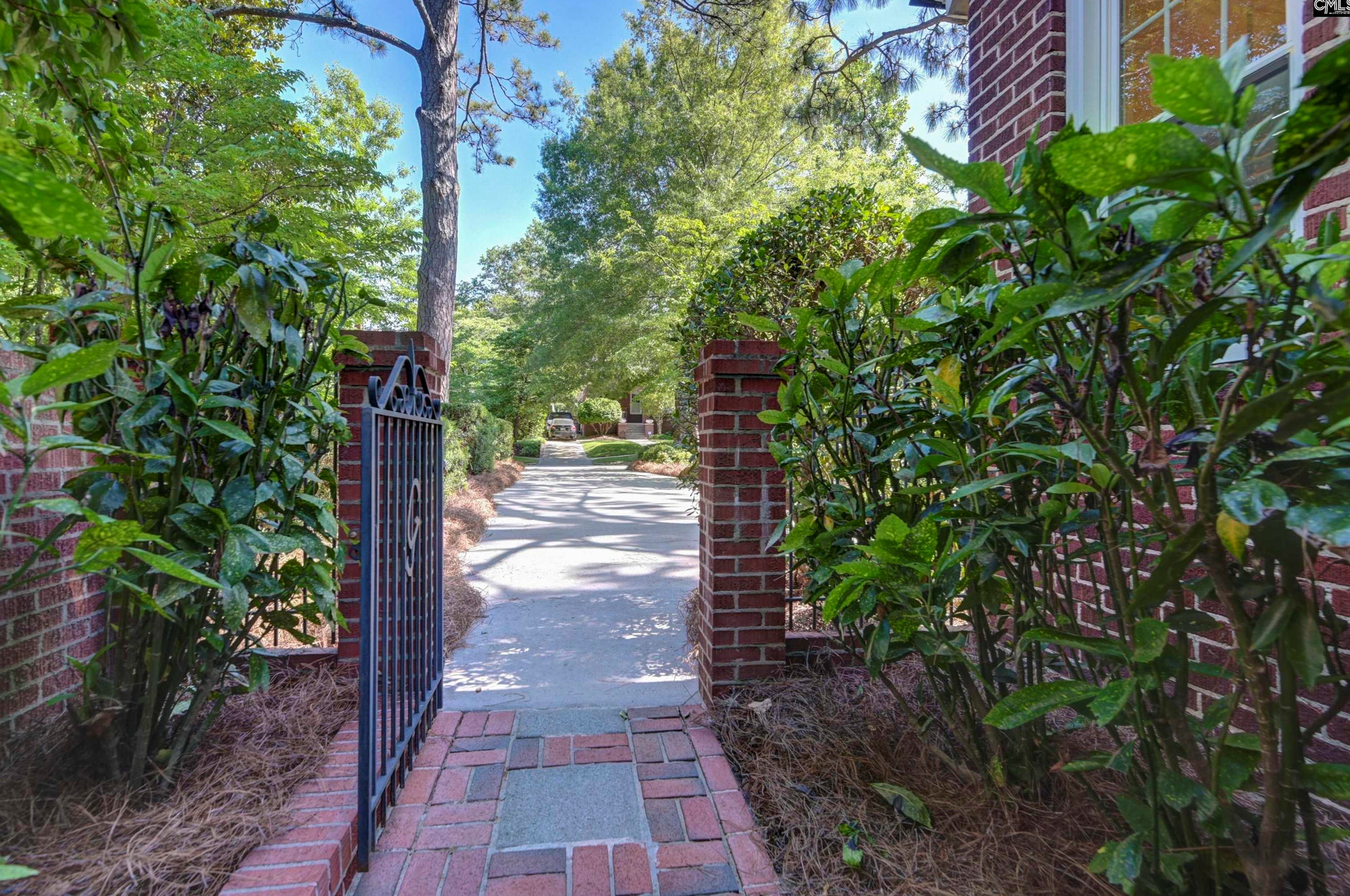 3604 Monroe St, Columbia SC 29205-3519 exterior