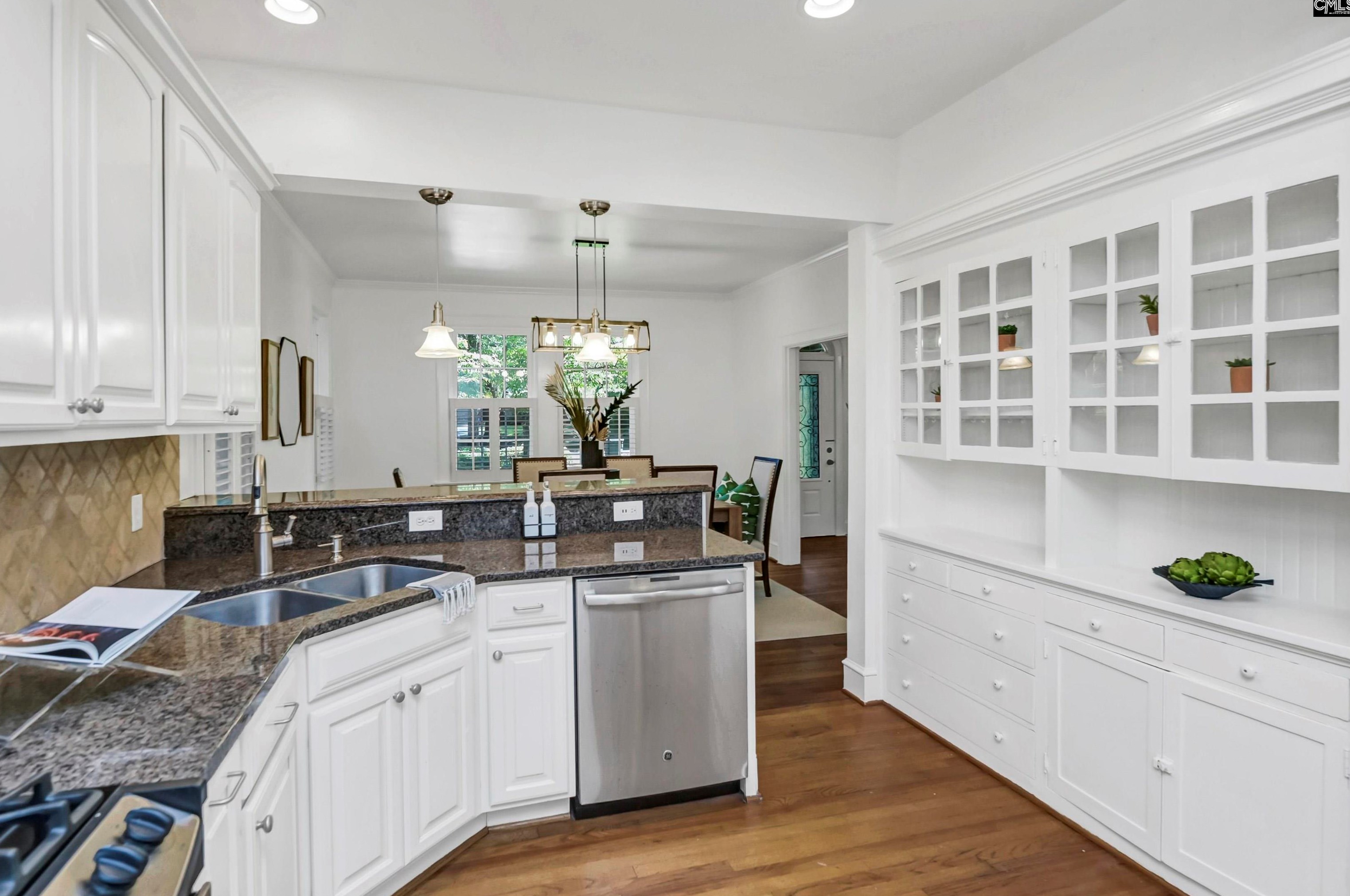 3604 Monroe St, Columbia SC 29205-3519 exterior