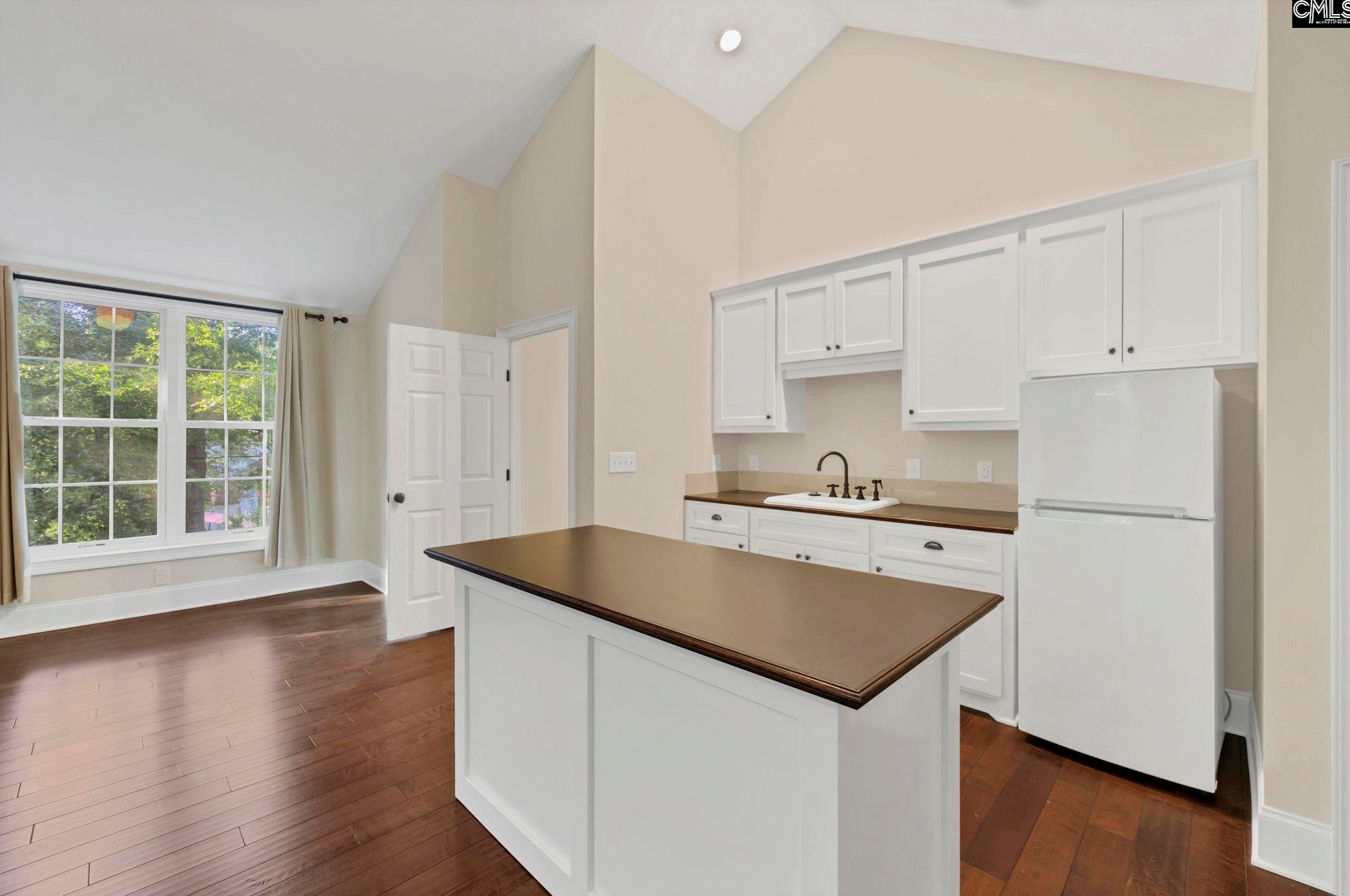 400 Lydgate Dr, Columbia SC 29210-4219 exterior