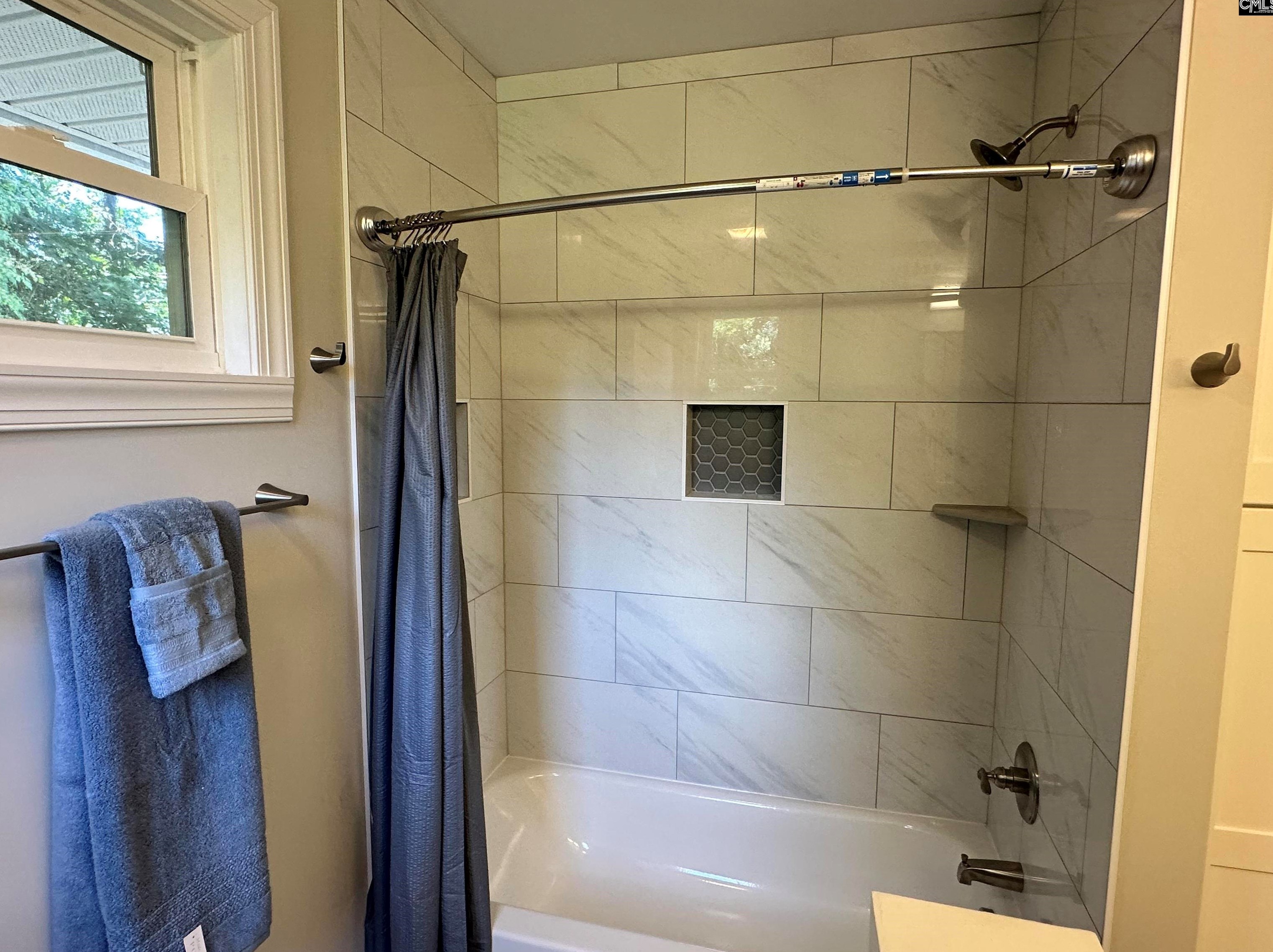 3811 Barwick St, Columbia SC 29205-4111 exterior