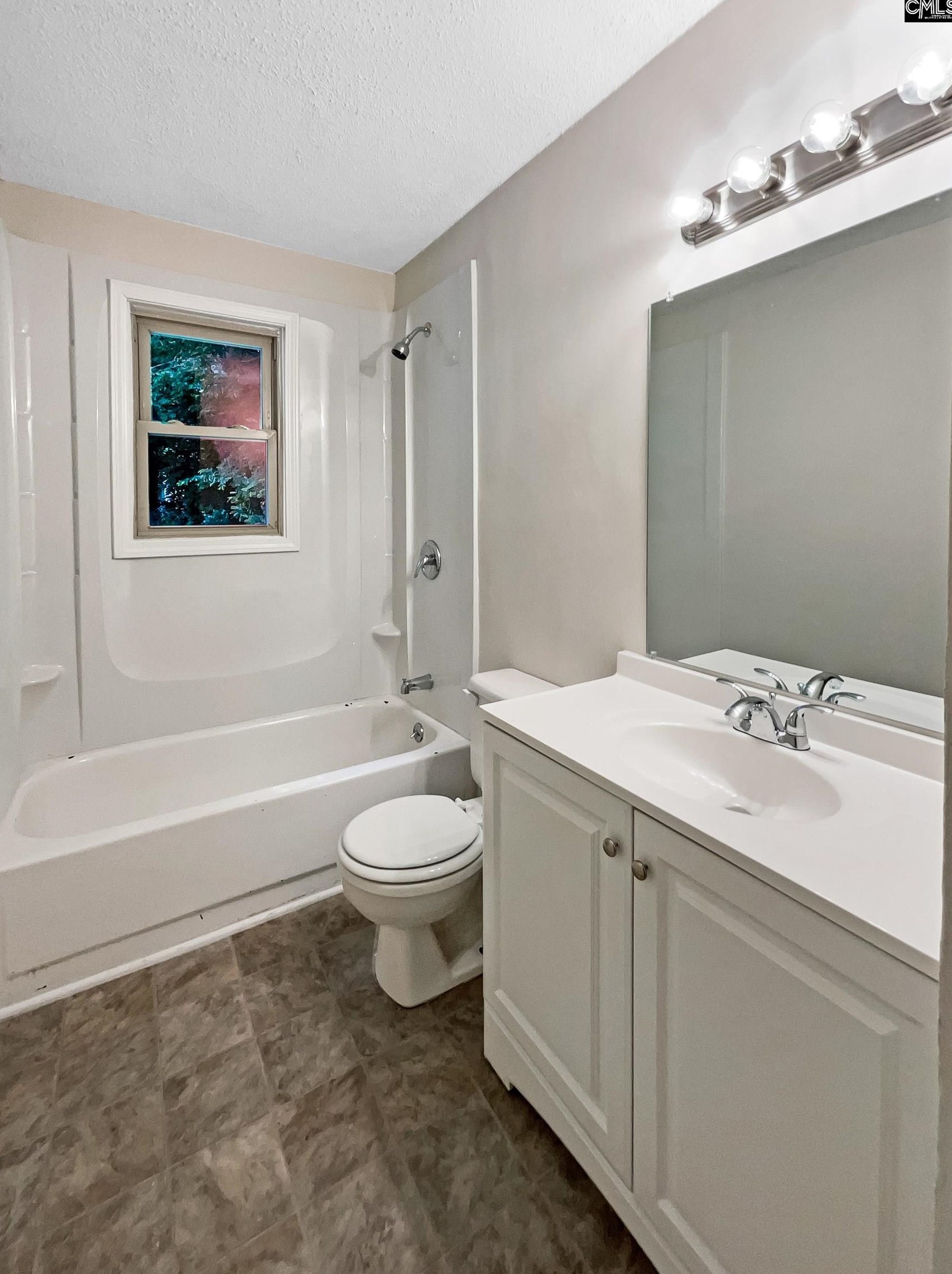 625 Carty Dr, Columbia SC 29203-1903 exterior