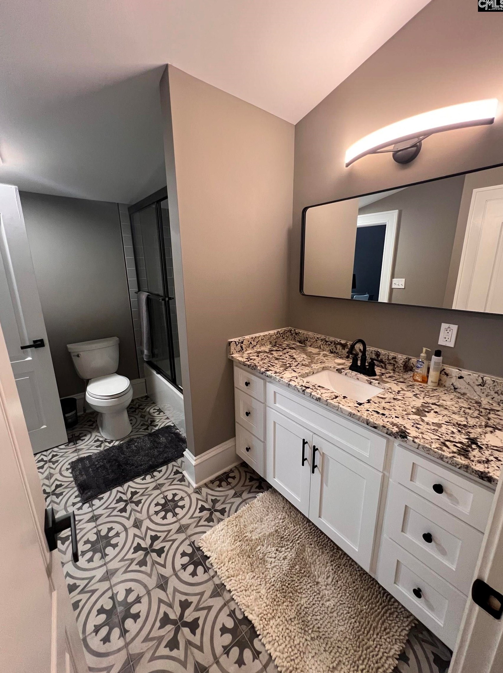 1028 Bryan St, Columbia SC 29201-2137 exterior