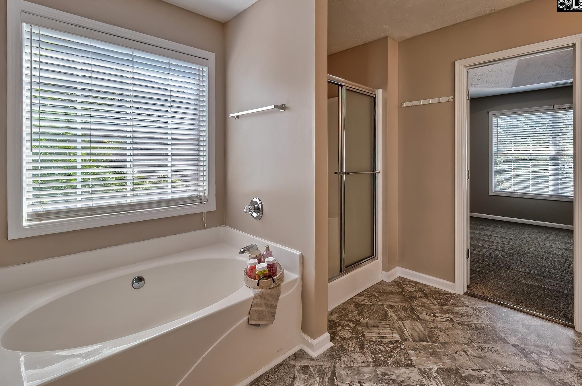 121 Grandview Cir, Columbia SC 29229-9563 exterior