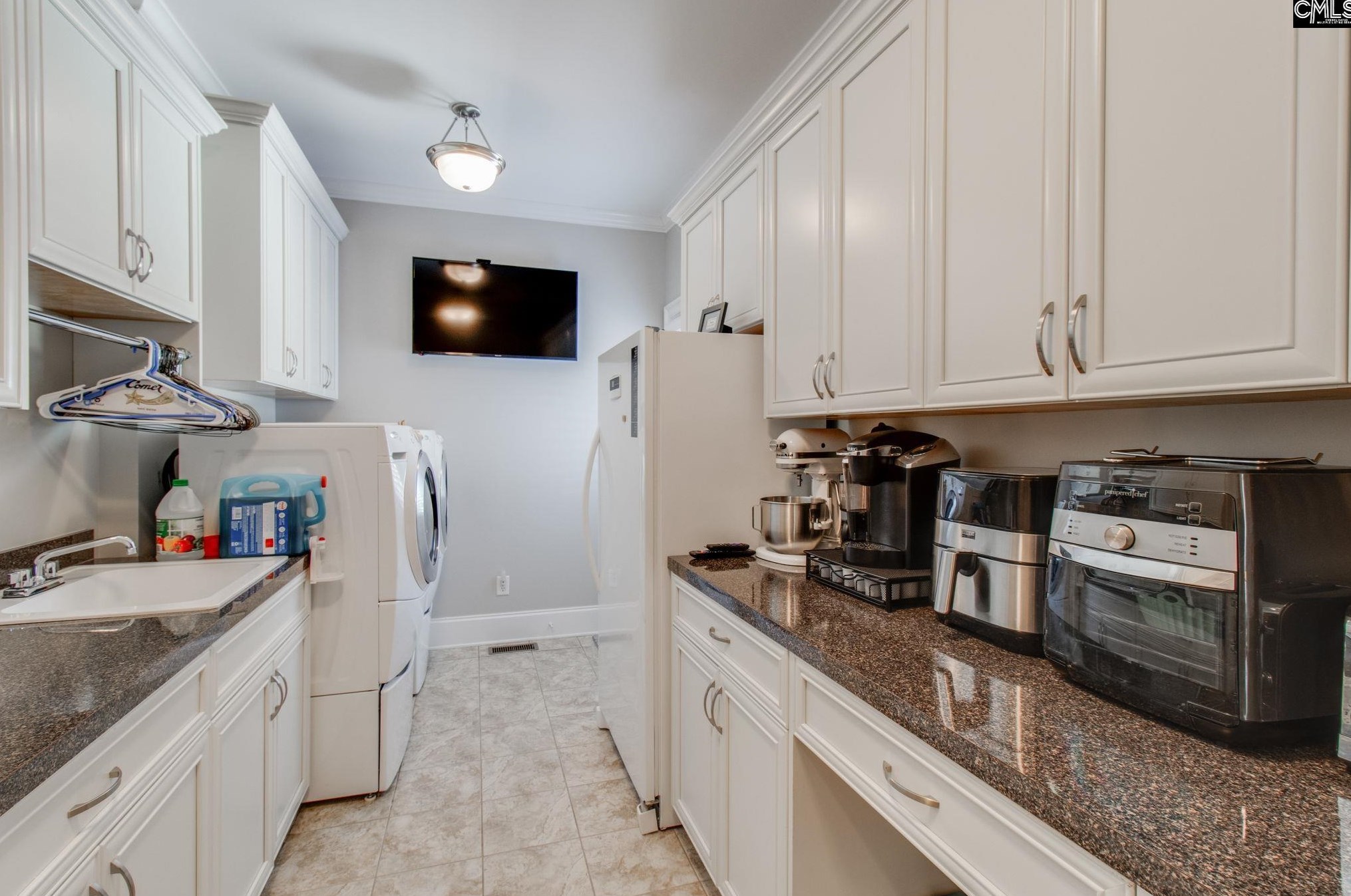 227 Sailing Clb Dr, Columbia SC exterior