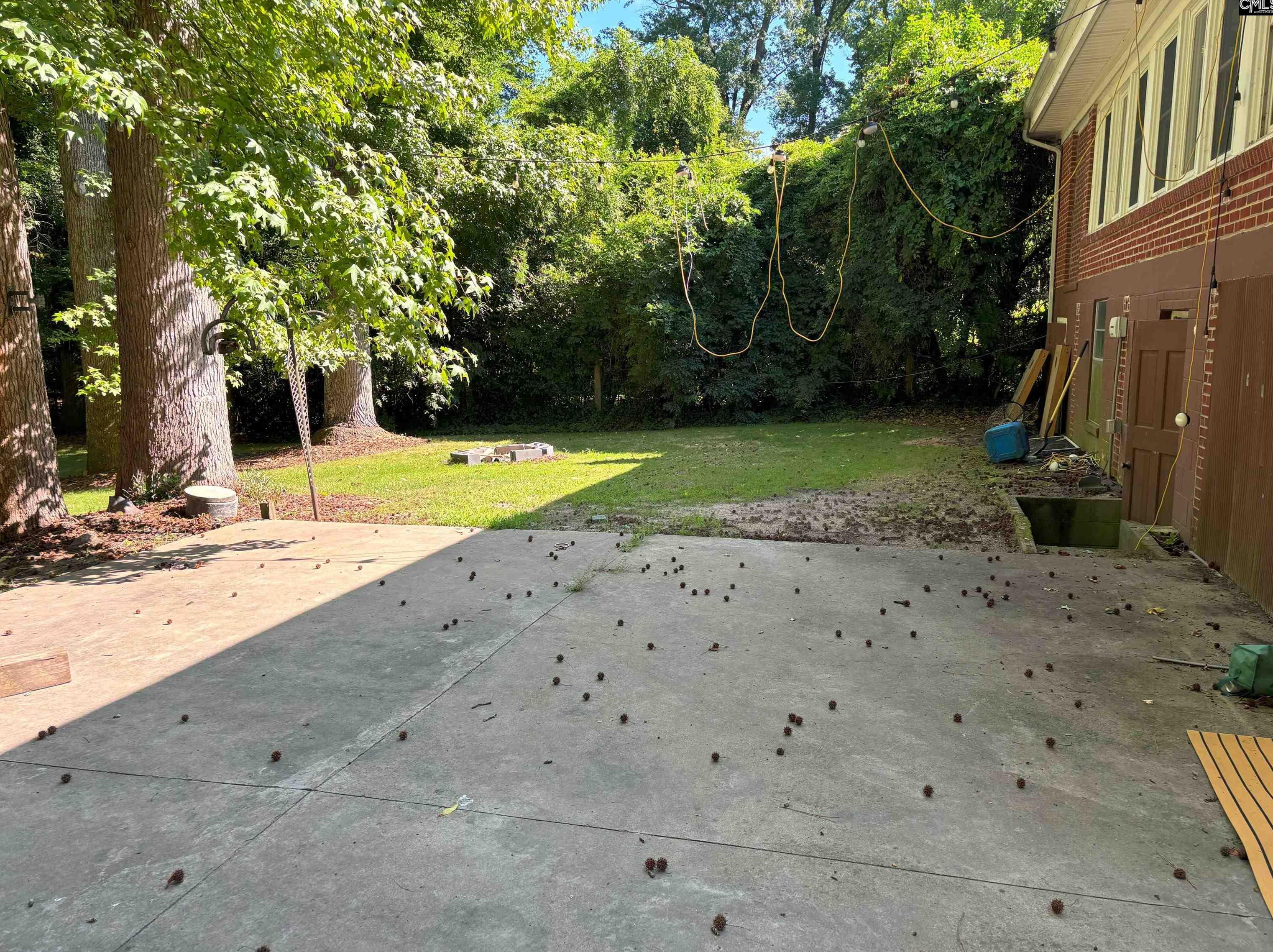 1337 Sunnyside Dr, Columbia SC 29204-3365 exterior