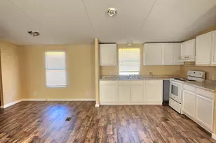 619 Franway Dr, Darlington, SC 29532 - Photo 3