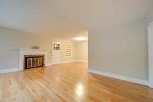 1010 Laurens St, Camden, SC 29020 - Photo 5