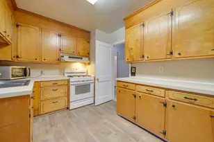 1010 Laurens St, Camden, SC 29020 - Photo 9