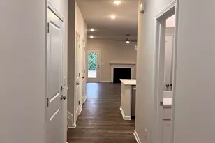 1945 Castlerock Dr, Sumter, SC 29153 - Photo 3