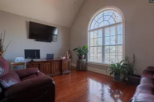 3438 Hammock Ct, Florence, SC 29501 - Photo 3