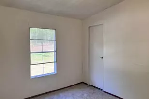 6726 E Peach Rd, Ridgeway, SC 29130 - Photo 9