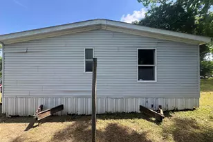 216 Cannon St, Newberry, SC 29108 - Photo 7