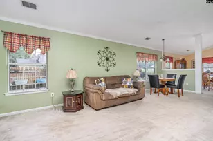 225 E Lake Trail, Columbia, SC 29209 - Photo 9