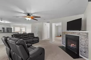 175 Rosecliff Cir, Hopkins, SC 29061 - Photo 11