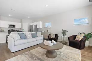 1318 Crosshill Ct E, Camden, SC 29020 - Photo 9